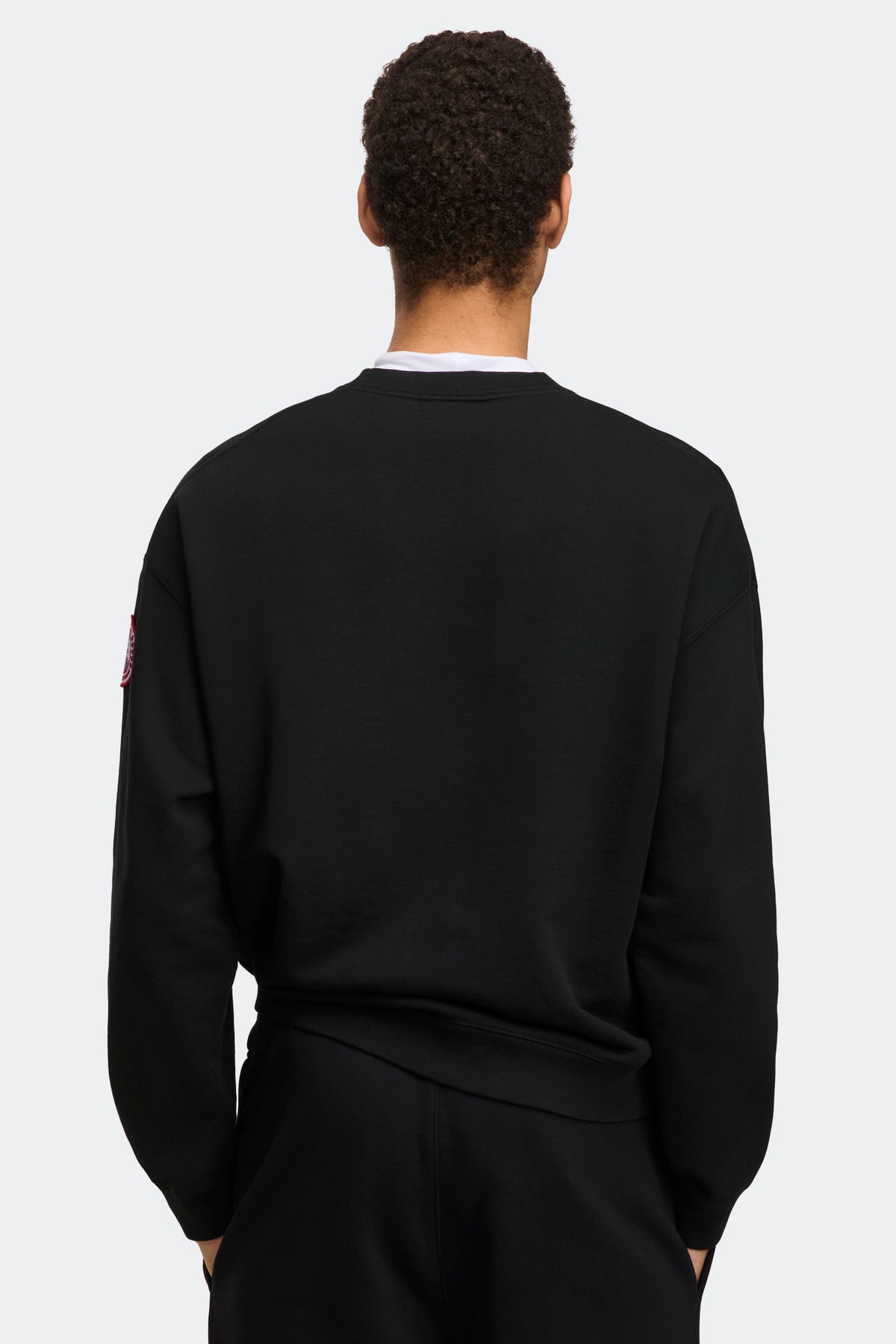 Rove Sweatshirt - Black 9061 - on_back_01