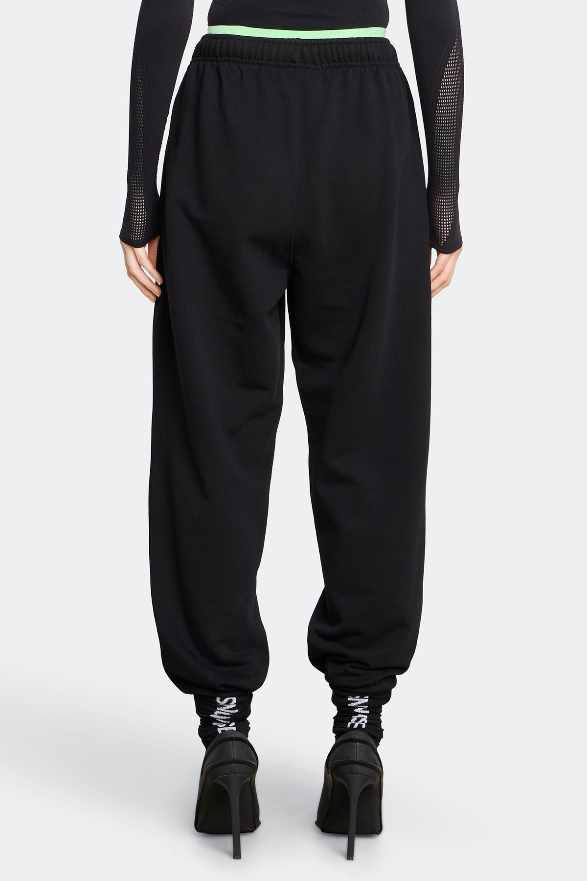 Rigel Jogger - New Black 9003 - on_back_02