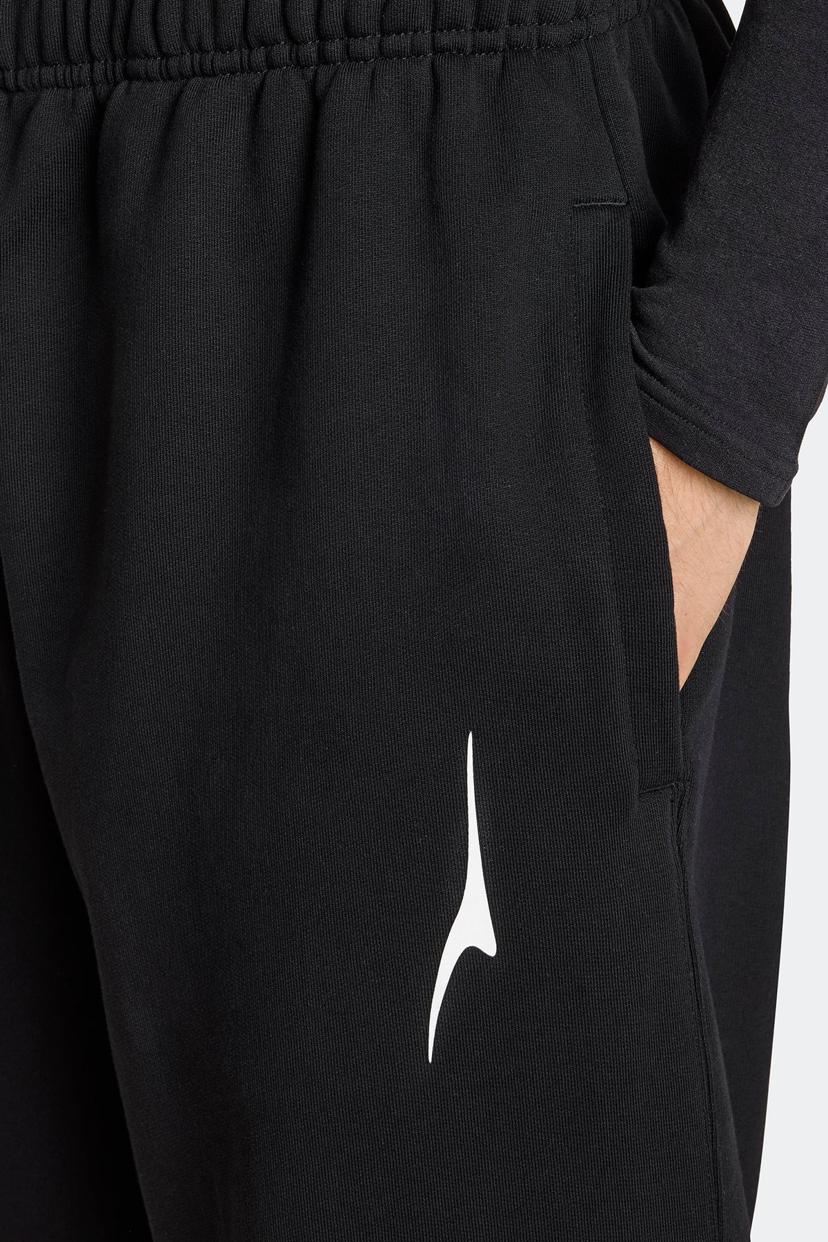 Rigel Jogger - New Black 9003 - on_detail_01