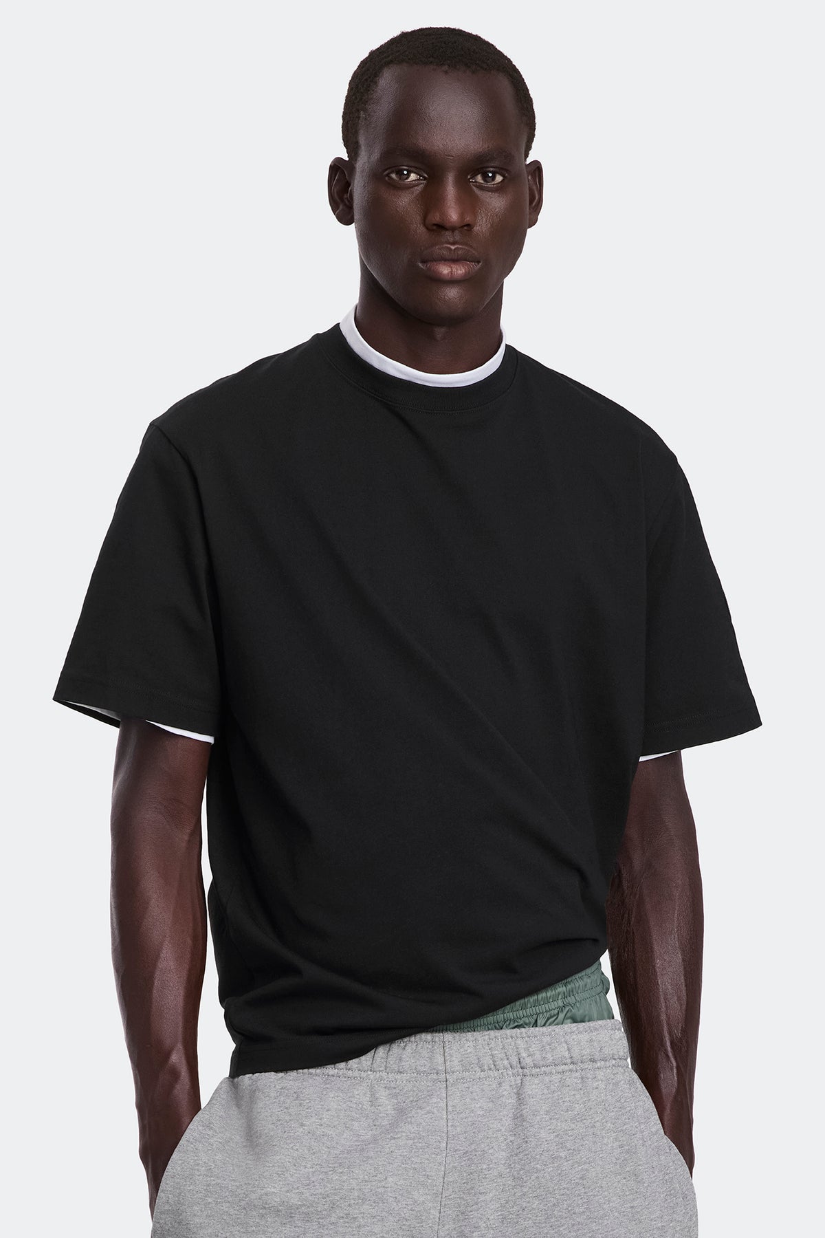 Novo T-Shirt Tonal Disc - Black 9061 - on_front_01