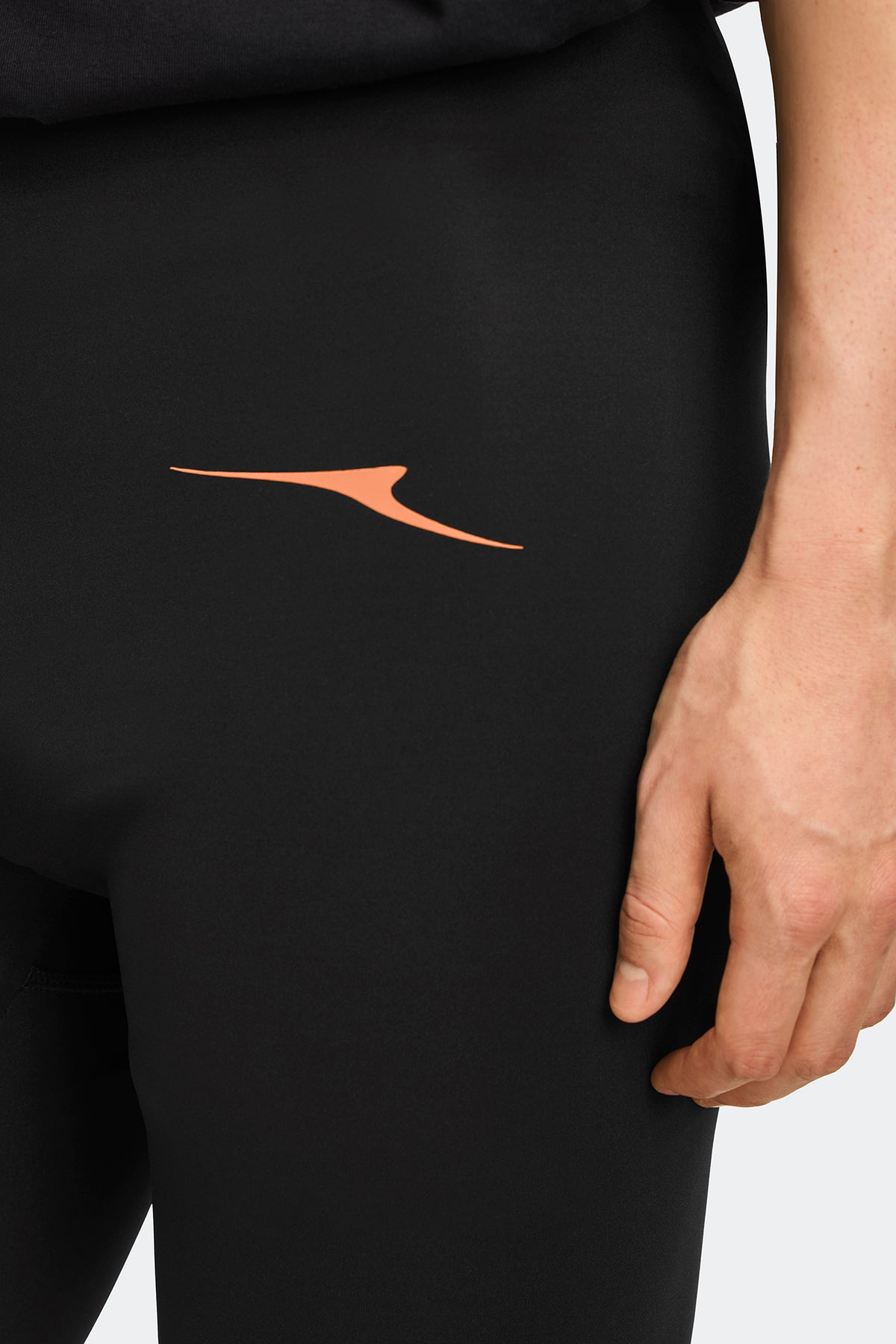 Apex Legging - Black 9061 - on_detail_01