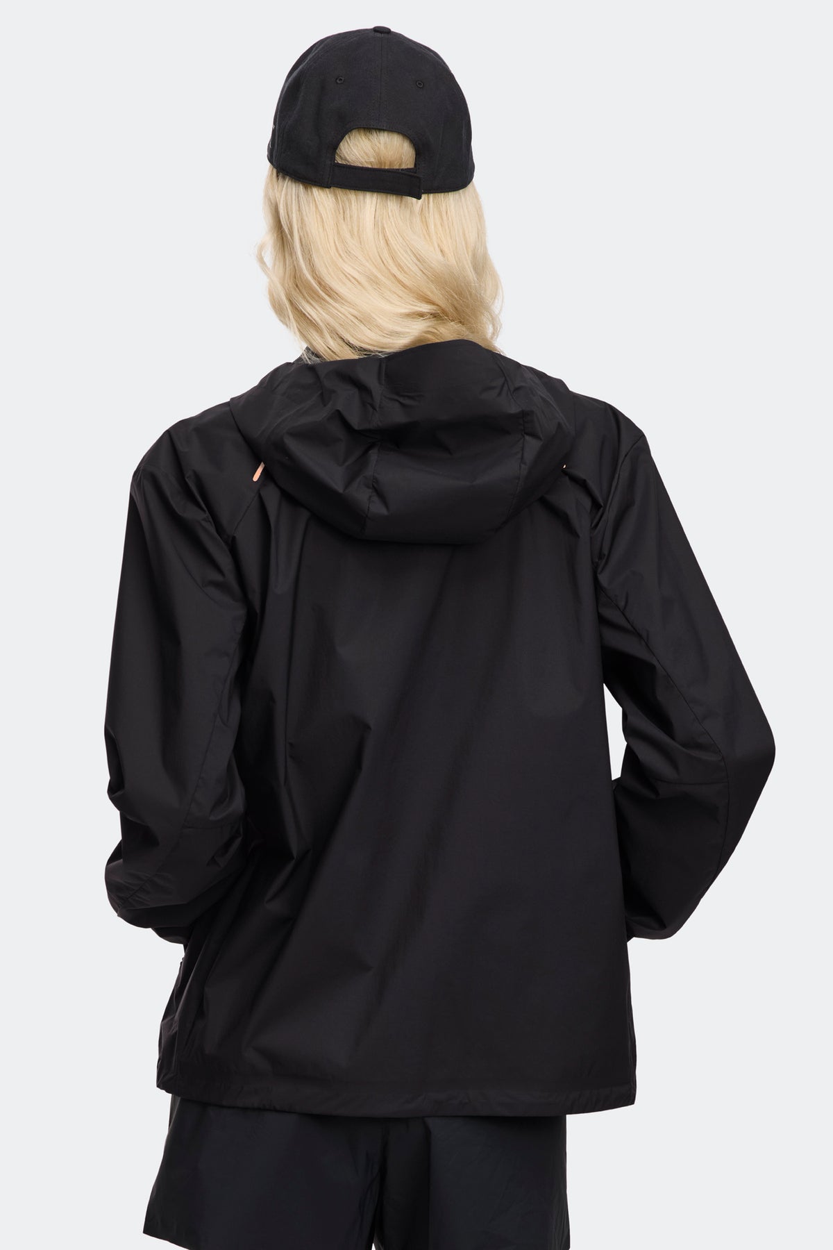 Zephyr Jacket - Black 9061 - on_back_02