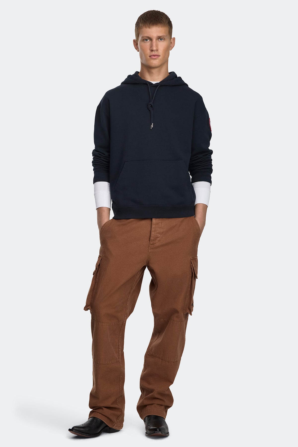 Rove Relaxed Hoodie - Nocturne 9858 - on_full_body_01
