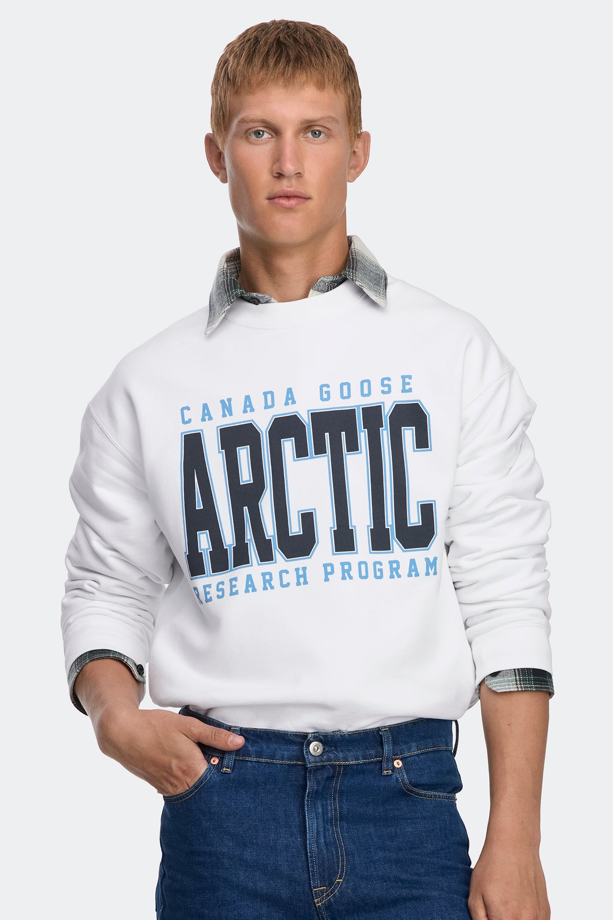 Rove Arctic Relaxed Sweatshirt - Optic White 9227 - on_front_01