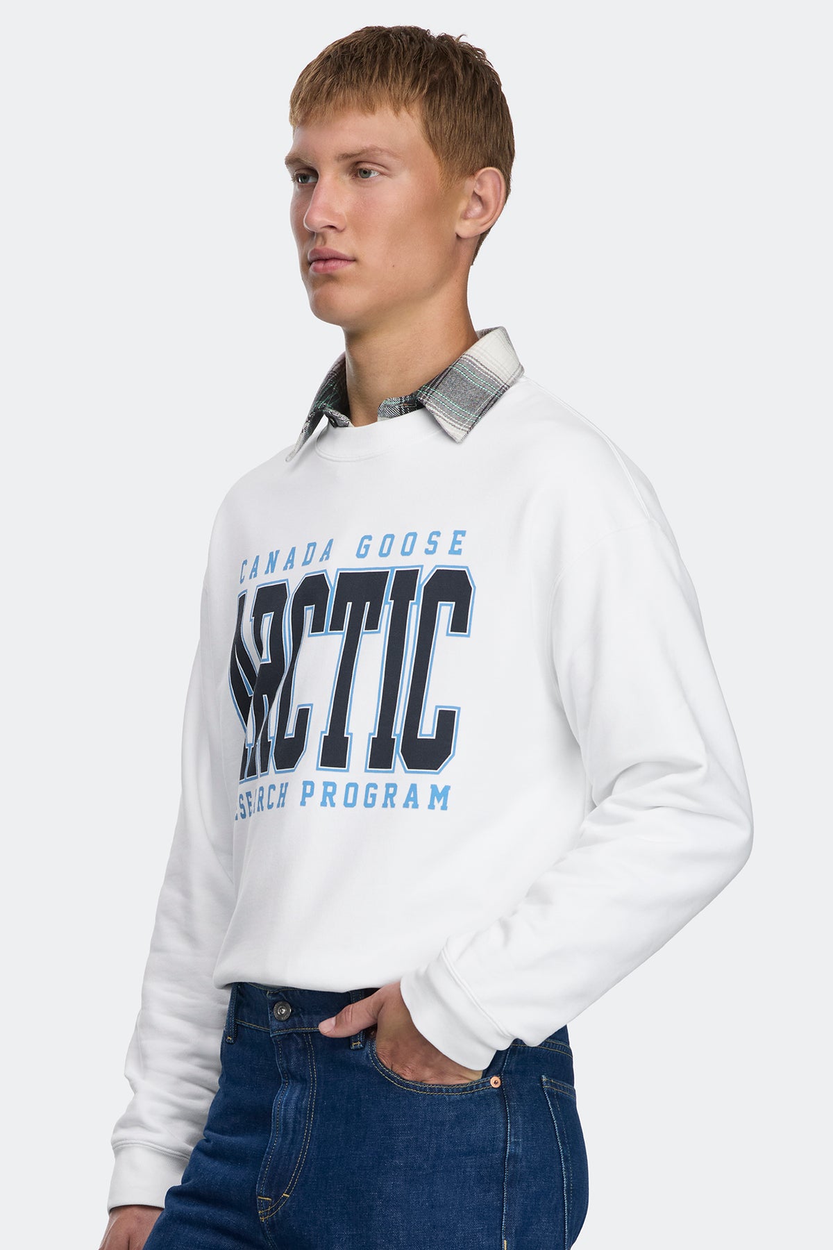 Rove Arctic Relaxed Sweatshirt - Optic White 9227 - on_side_01