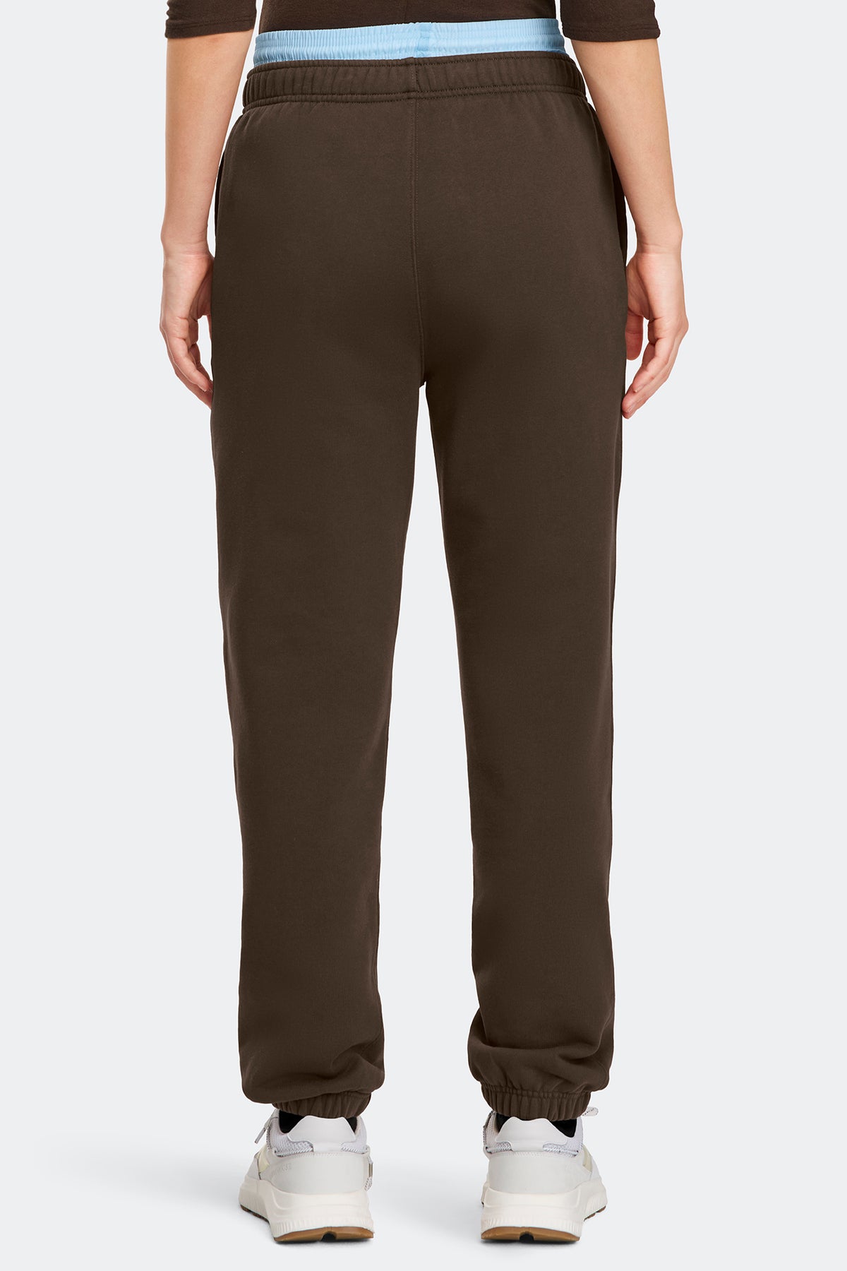 Wander Embroidered Jogger - Terra 9842 - on_back_01
