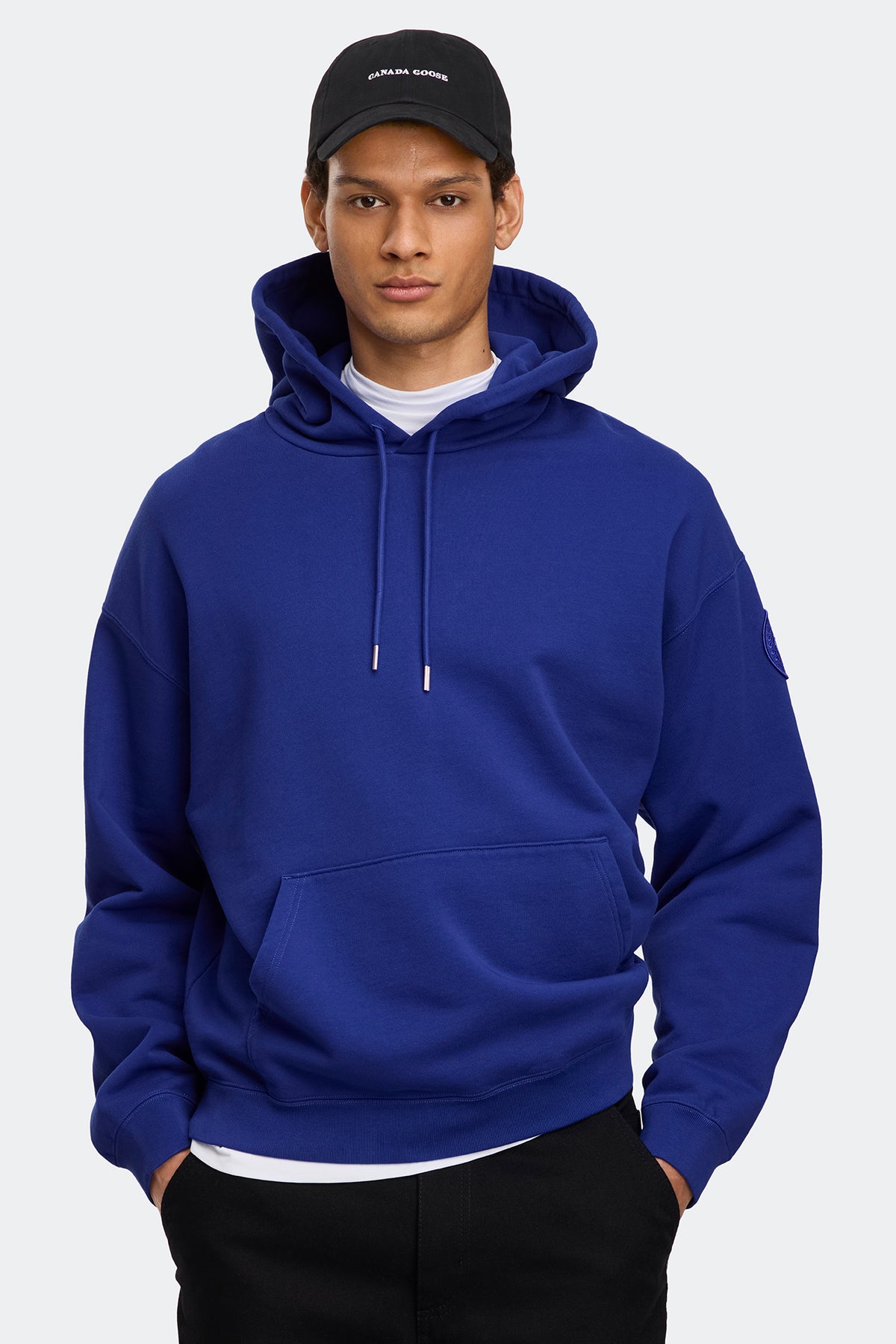 Rove Hoodie Tonal Disc - Azurite Blue 9118 - on_front_01