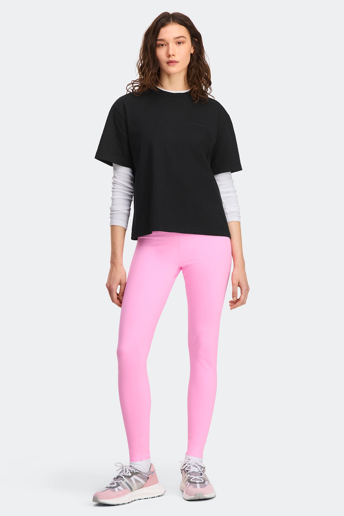 Roam T-Shirt - Black 9061 - on_full_body_01