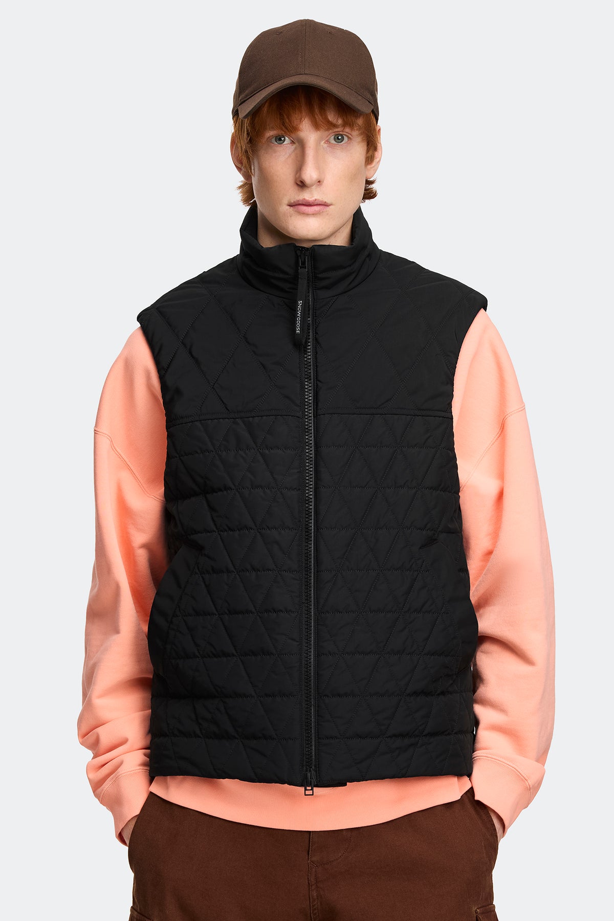 Avalon Vest - Black 9061 - on_front_01