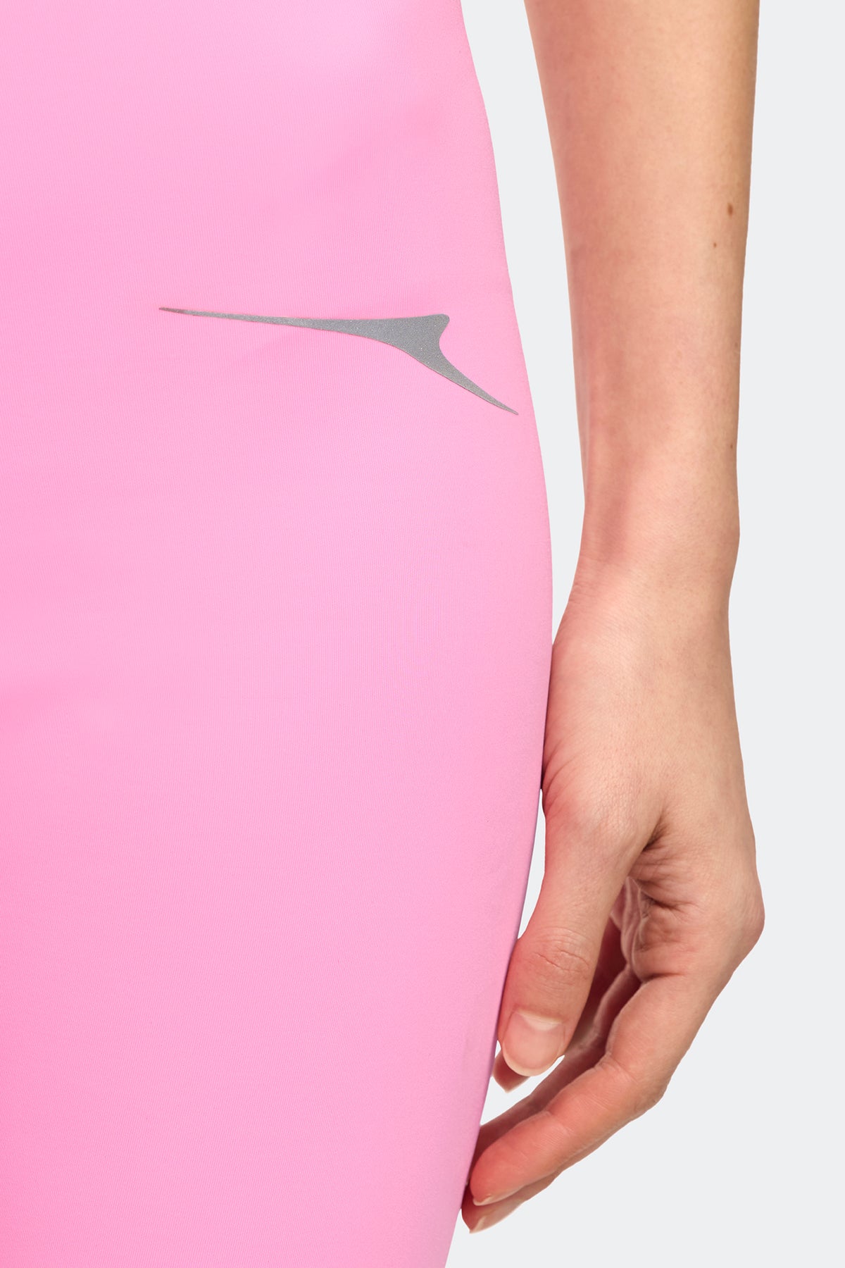 Apex Short Legging - Bright Pink 9584 - on_detail_01