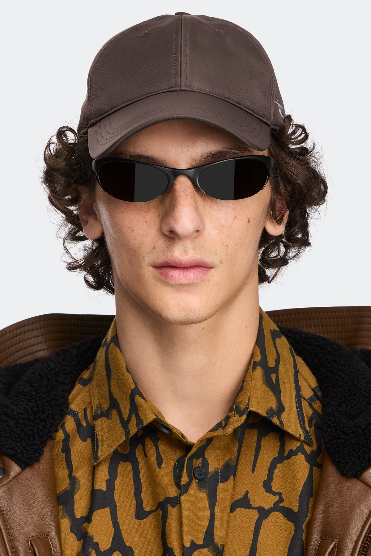 Nylon Halo Cap - Dark Soil 9716 - on_front_01