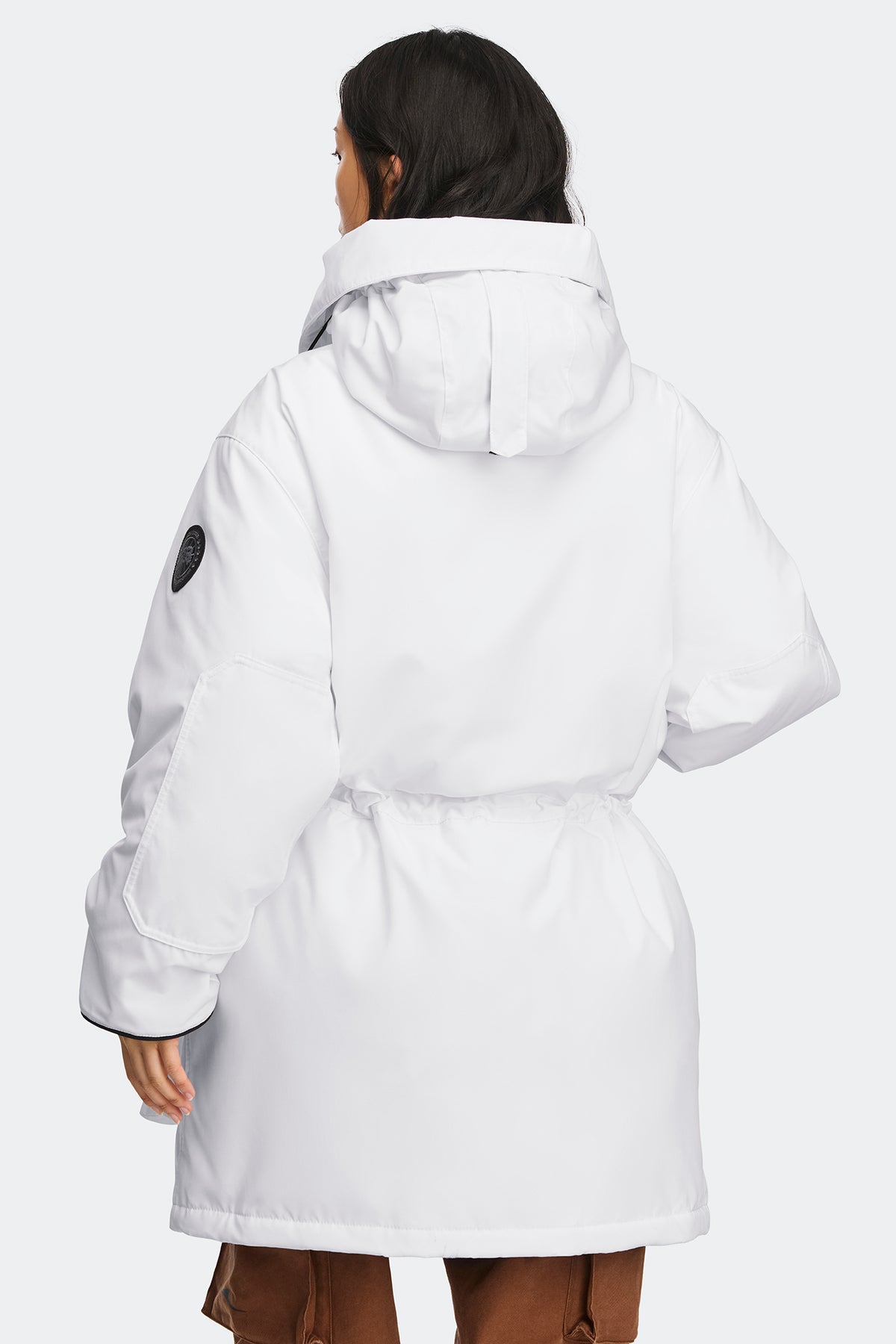 Erie Parka Black Disc - Optic White 9227 - on_back_01