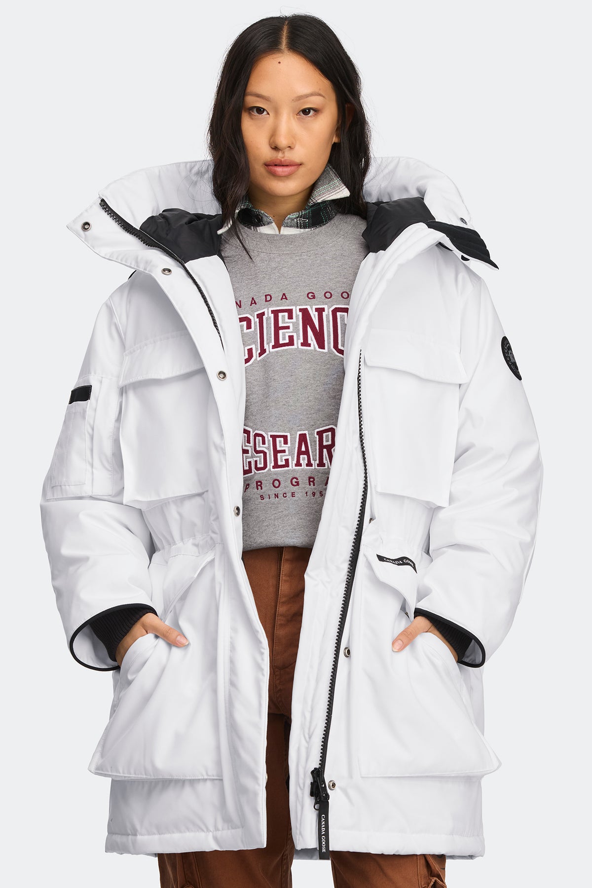 Erie Parka Black Disc - Optic White 9227 - on_front_01