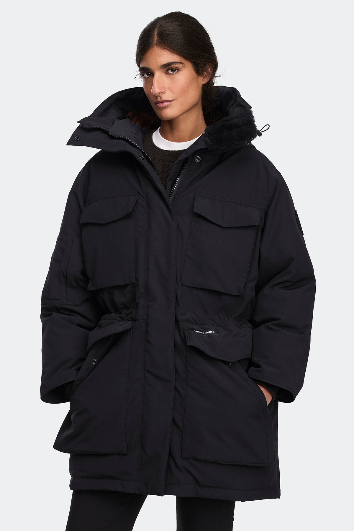 Erie Parka Tonal Disc - Black 9061 - on_front_closed_01