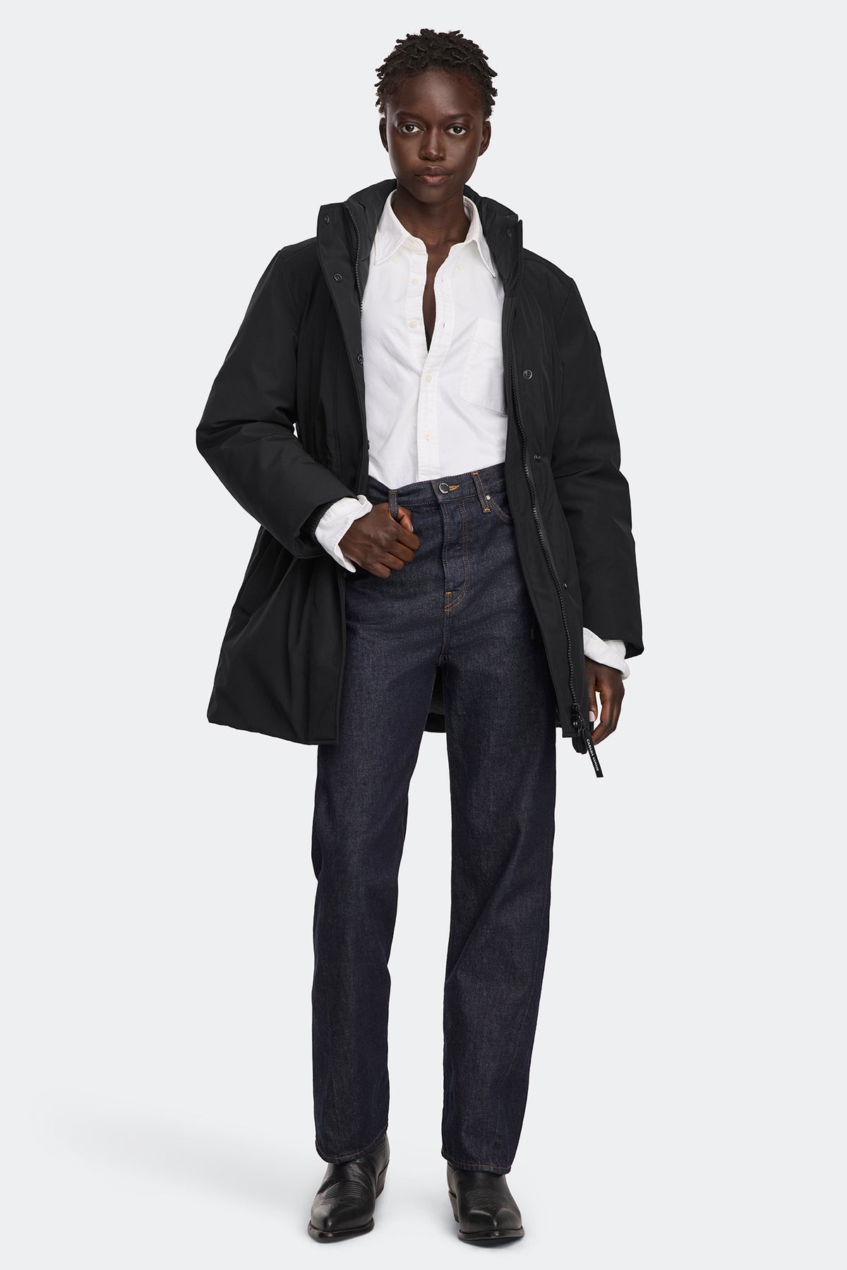 Ivy Parka - Black 9061 - on_full_body_01