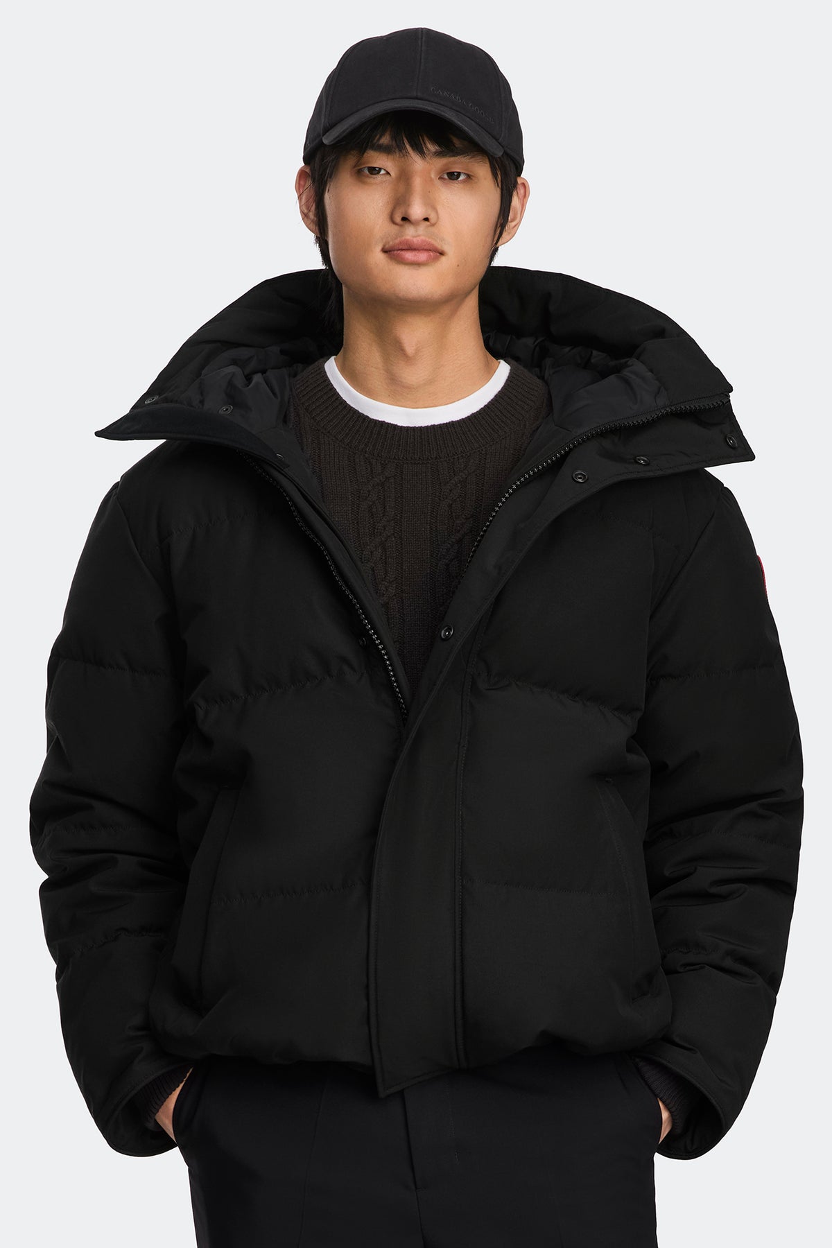 Seymour Parka - Black 9061 - on_front_01