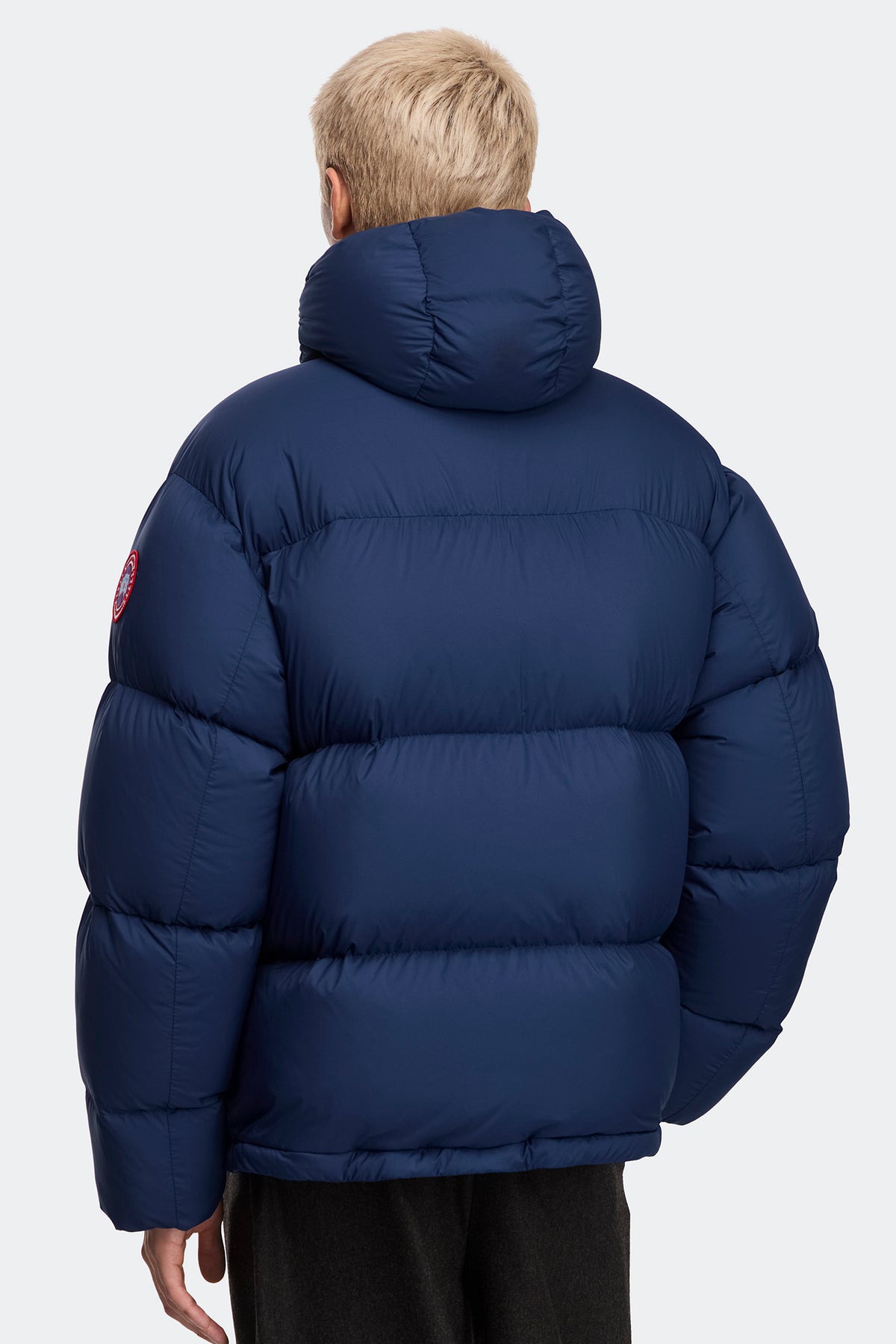 Sterling Puffer Coat - Oxford Navy 9841 - on_back_01