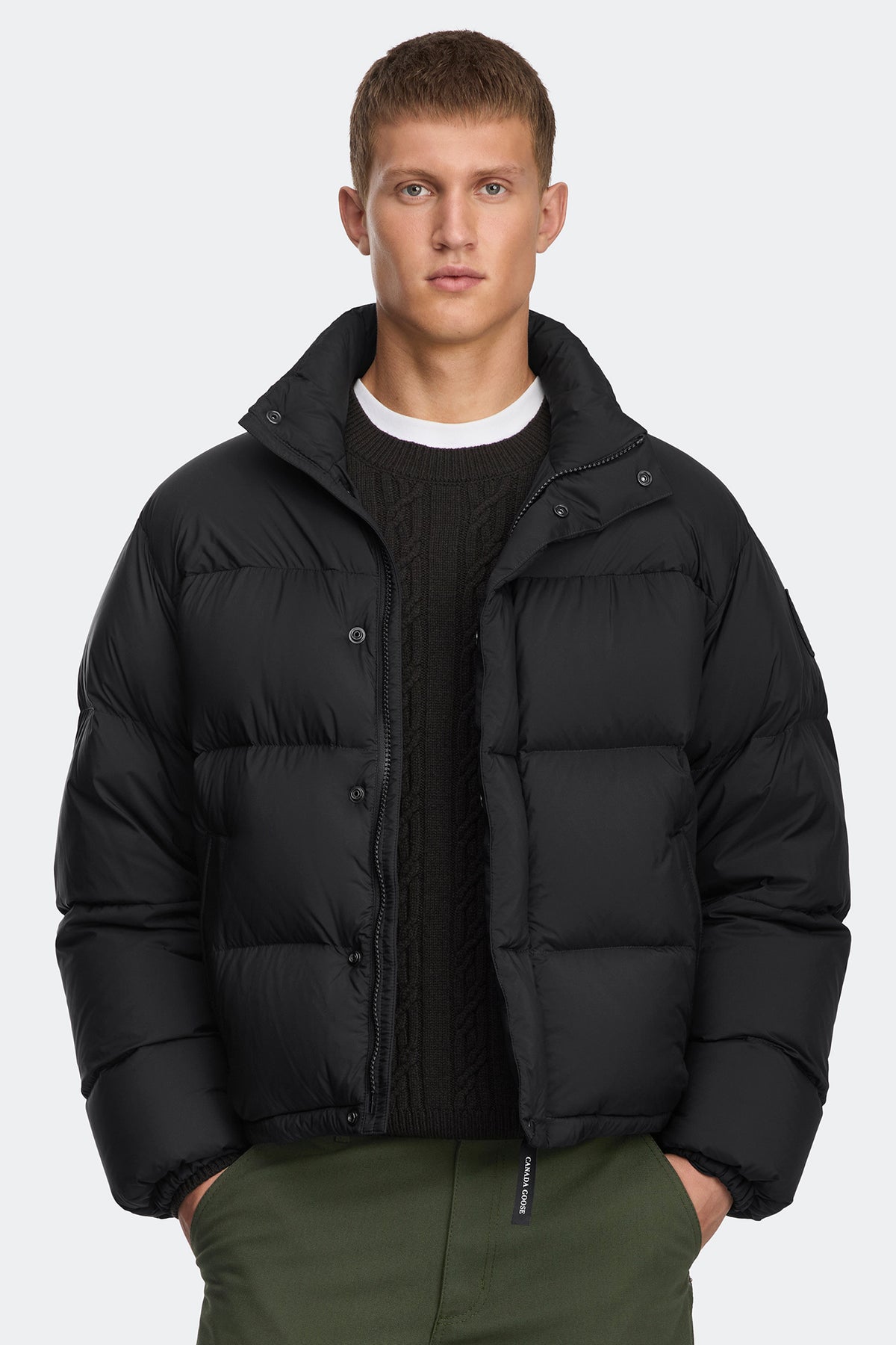 Sterling Puffer Jacket Tonal Disc - Black 9061 - on_front_01