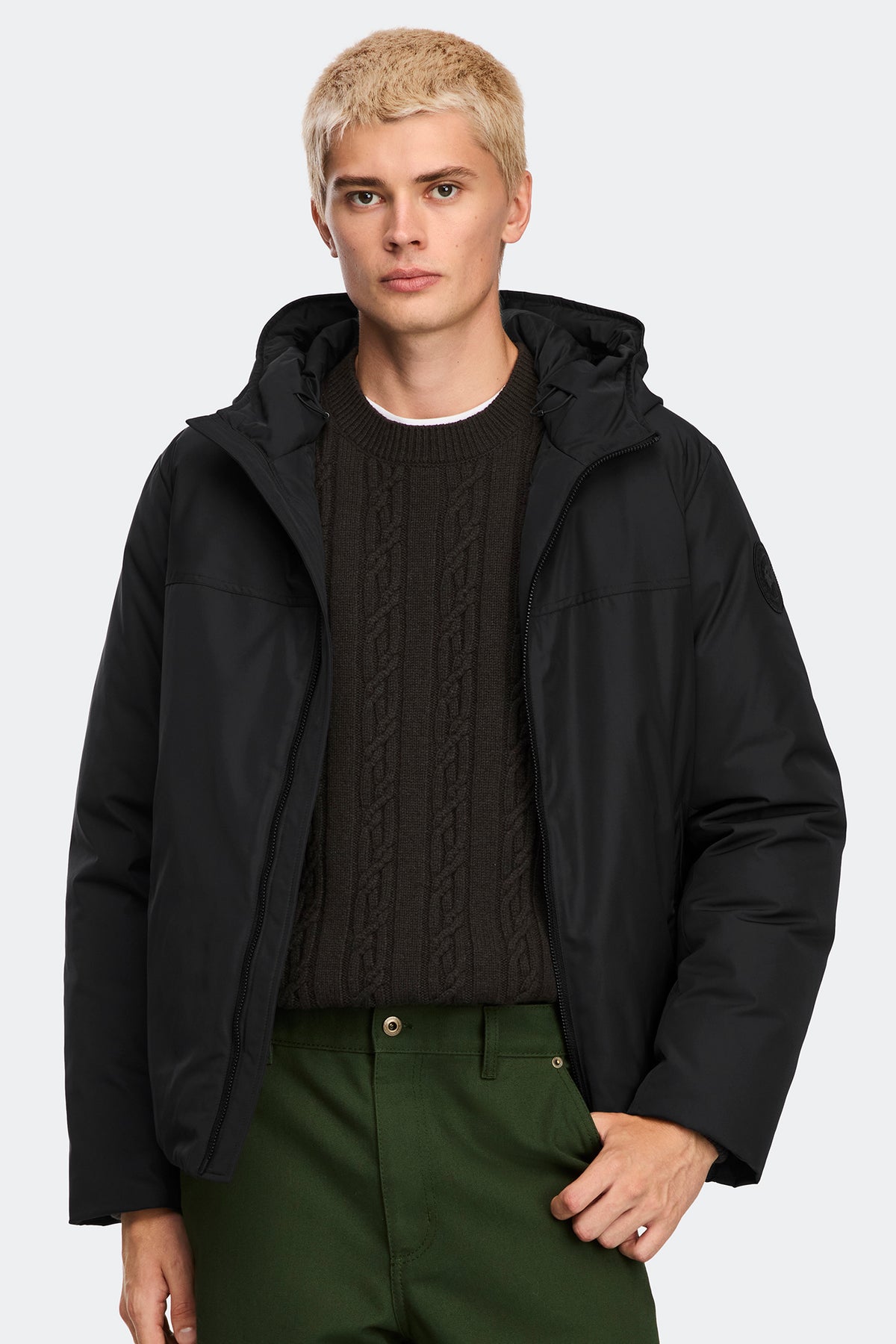 Riverside Jacket - Black 9061 - on_front_01
