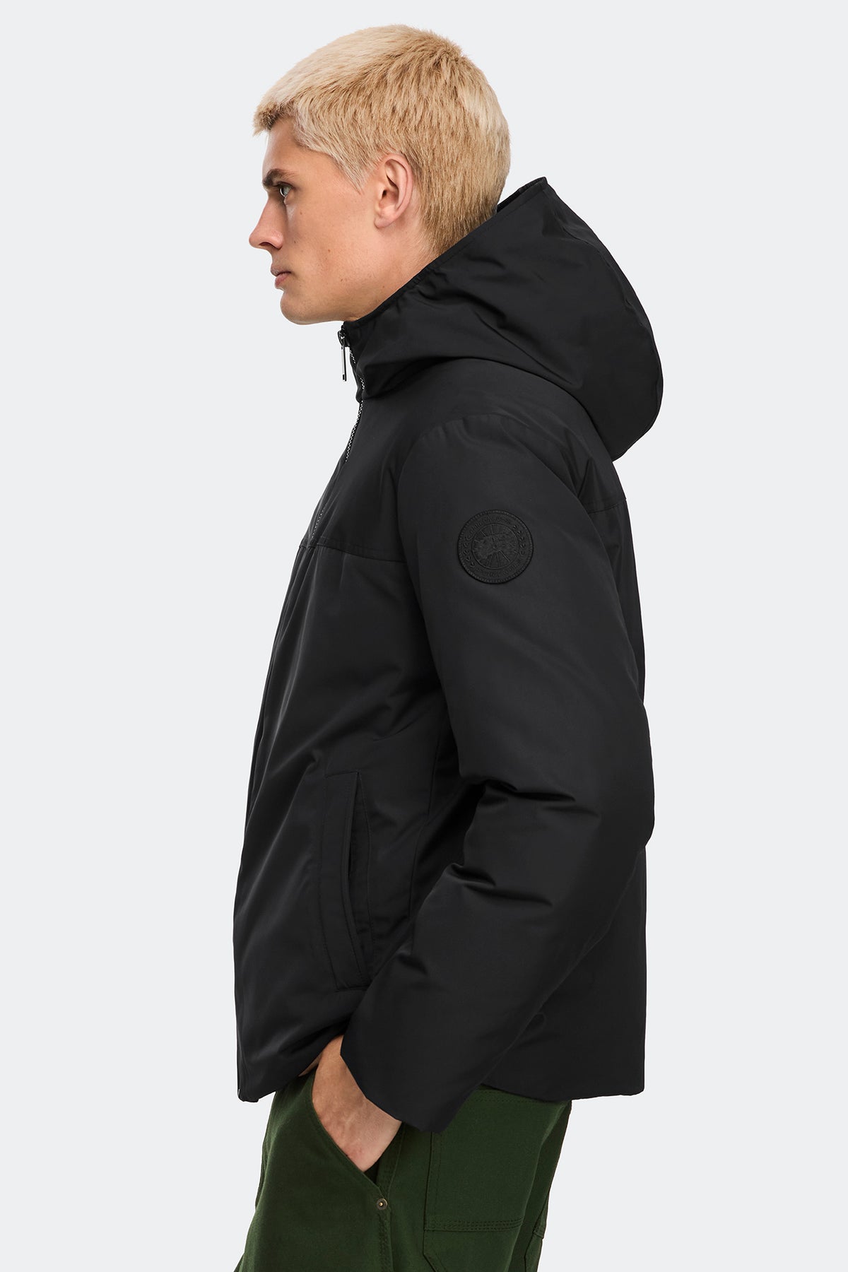 Riverside Jacket - Black 9061 - on_side_01