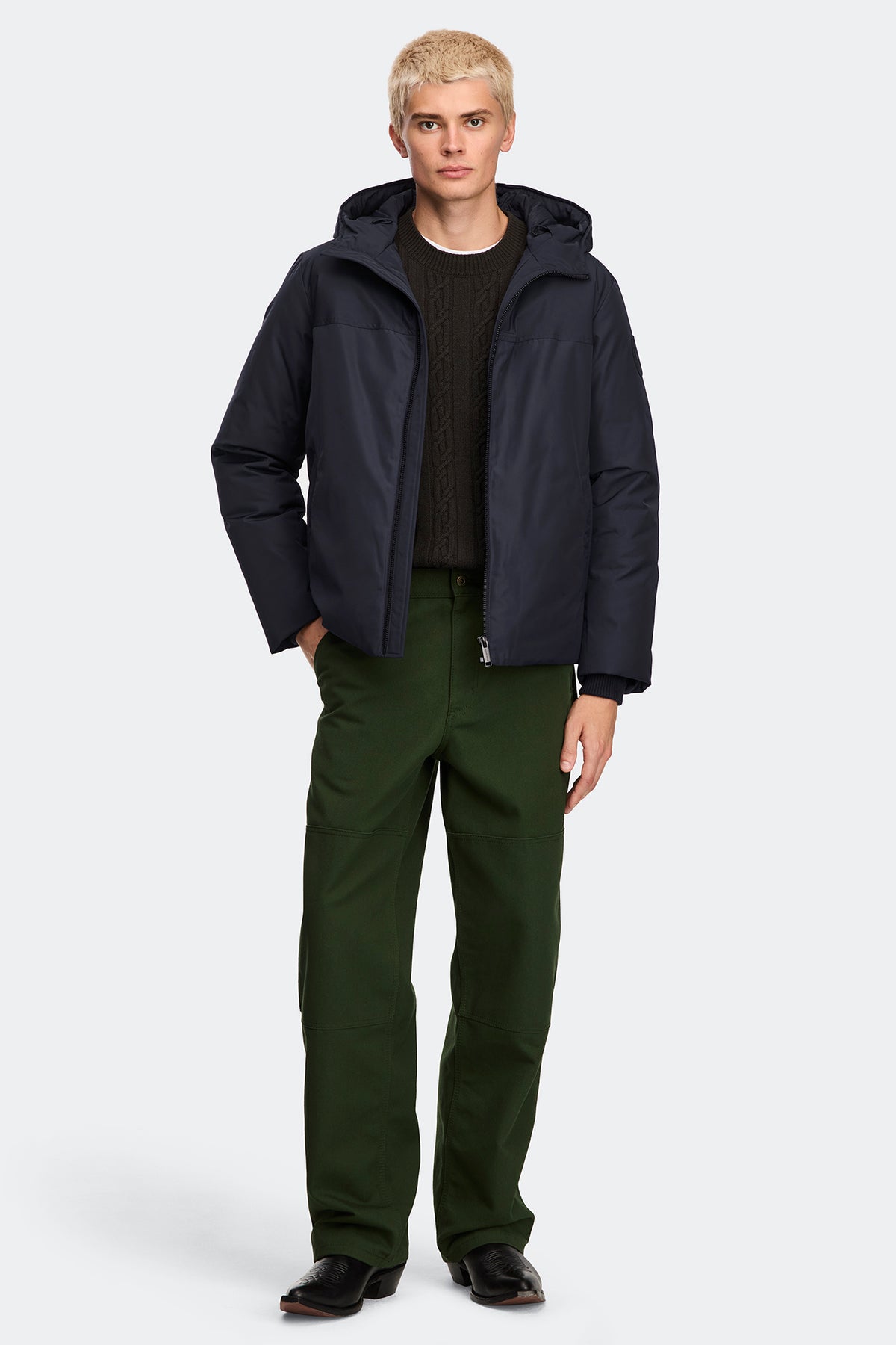 Riverside Jacket - Nocturne 9858 - on_full_body_01