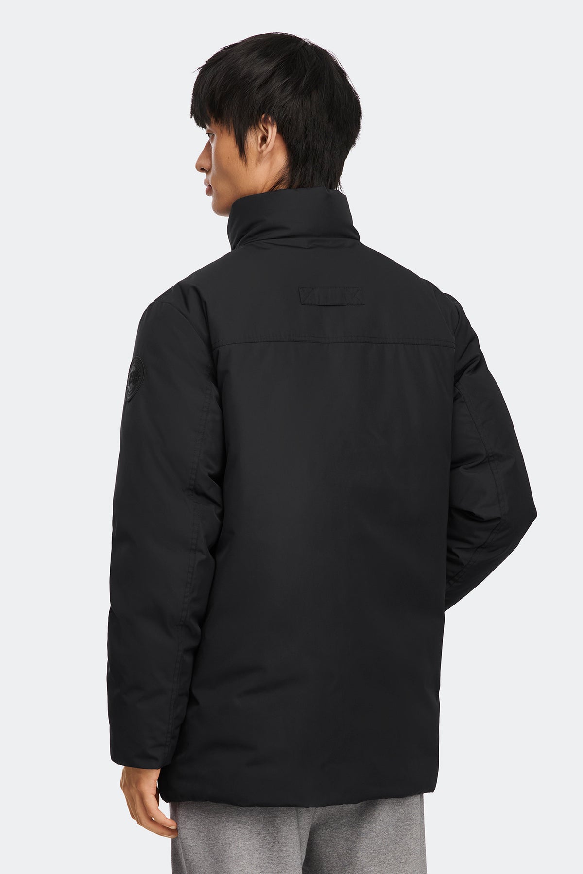 Riverside Coat - Black 9061 - on_back_01