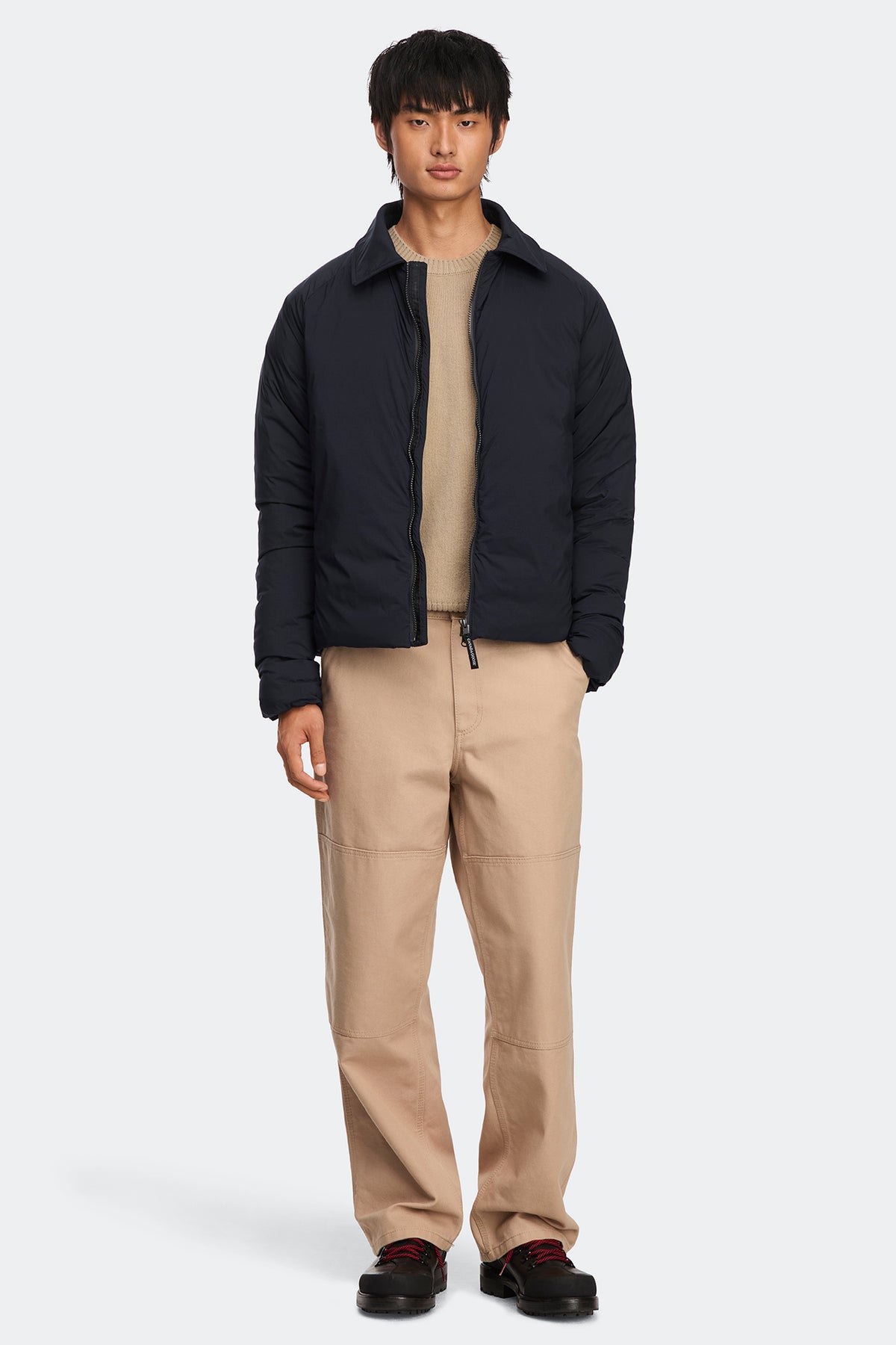 Lodge Track Jacket Black Disc - Nocturne 9858 - on_full_body_01
