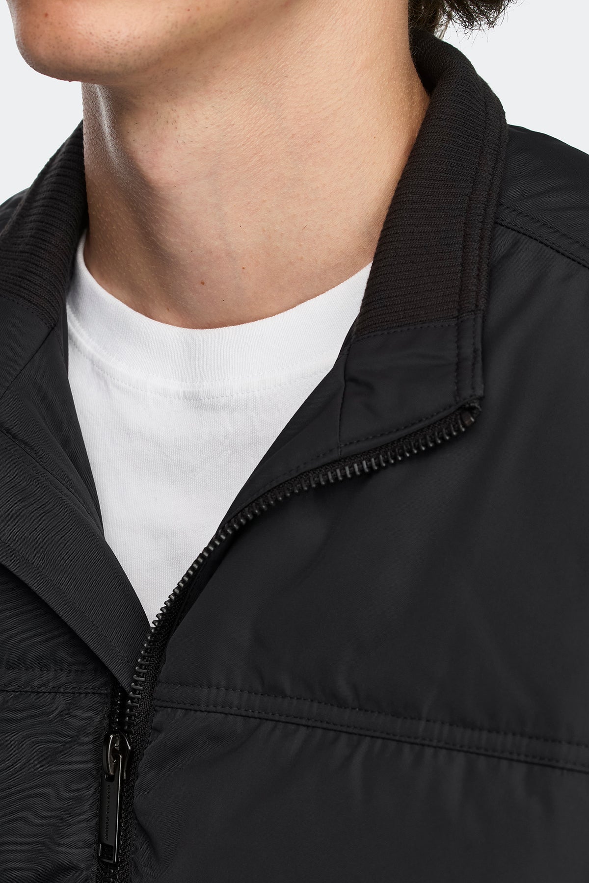 Metro Jacket - Black 9061 - on_detail_01