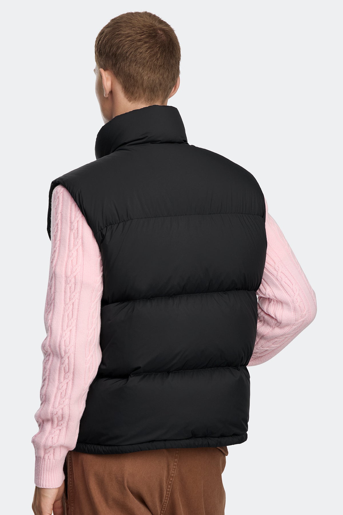 Sterling Puffer Vest Tonal Disc - Black 9061 - on_back_01