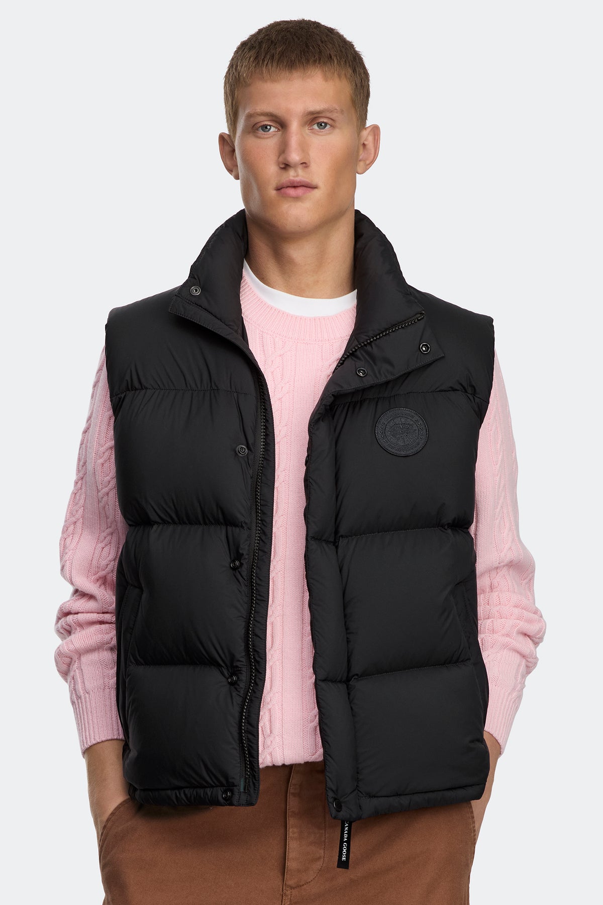 Sterling Puffer Vest Tonal Disc - Black 9061 - on_front_01