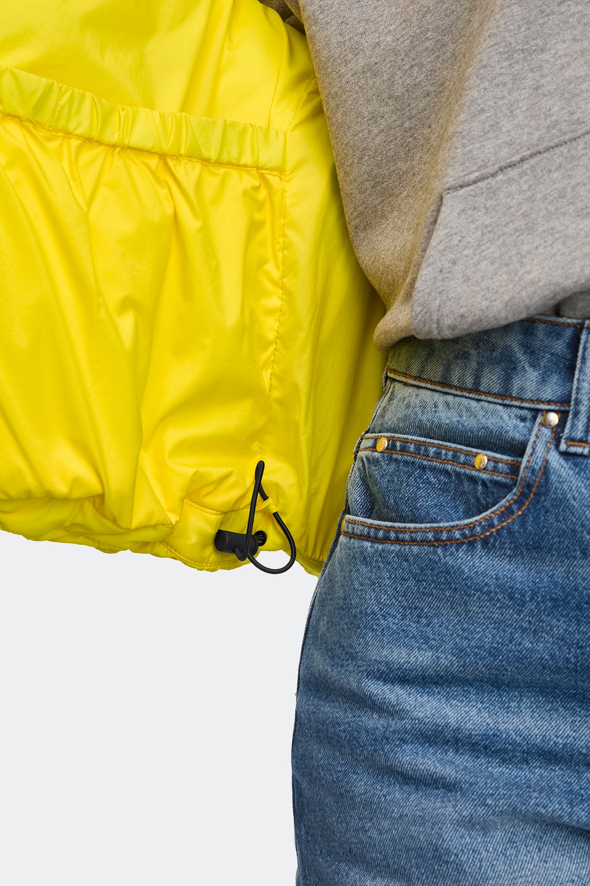 Fallon Puffer Vest - Solar Aria 9604 - on_detail_01