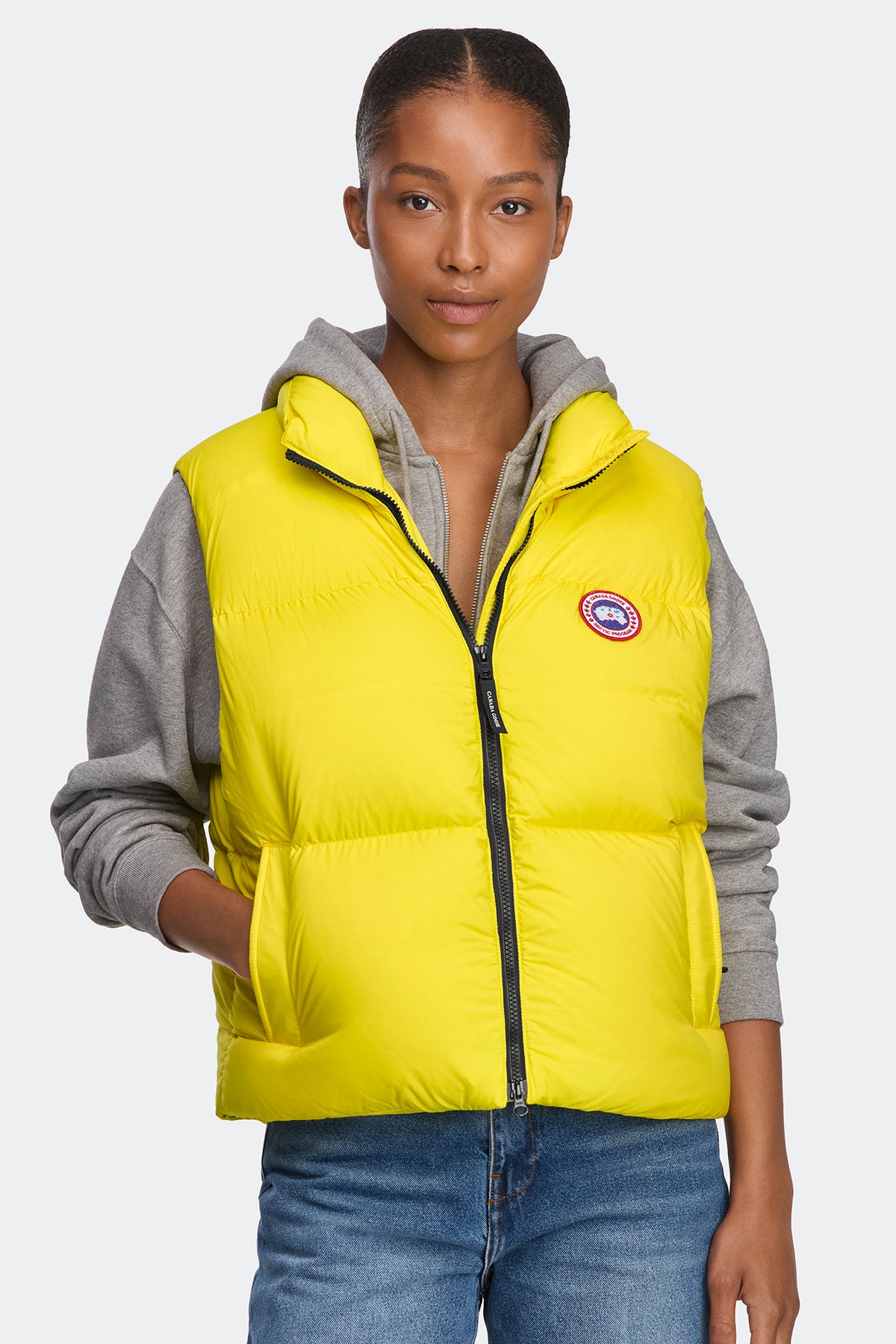 Fallon Puffer Vest - Solar Aria 9604 - on_front_closed_01