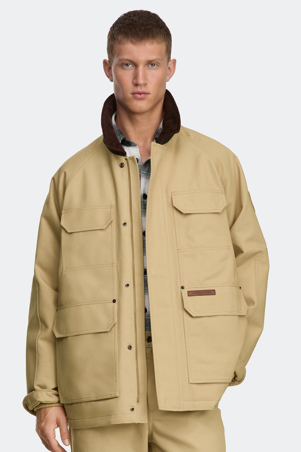 Garrison Lightweight Coat - Timber Sand 9110 - on_front_01