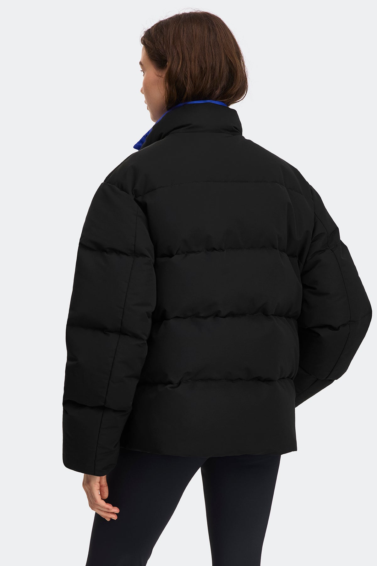 Ledger Jacket - Black 9061 - on_back_01