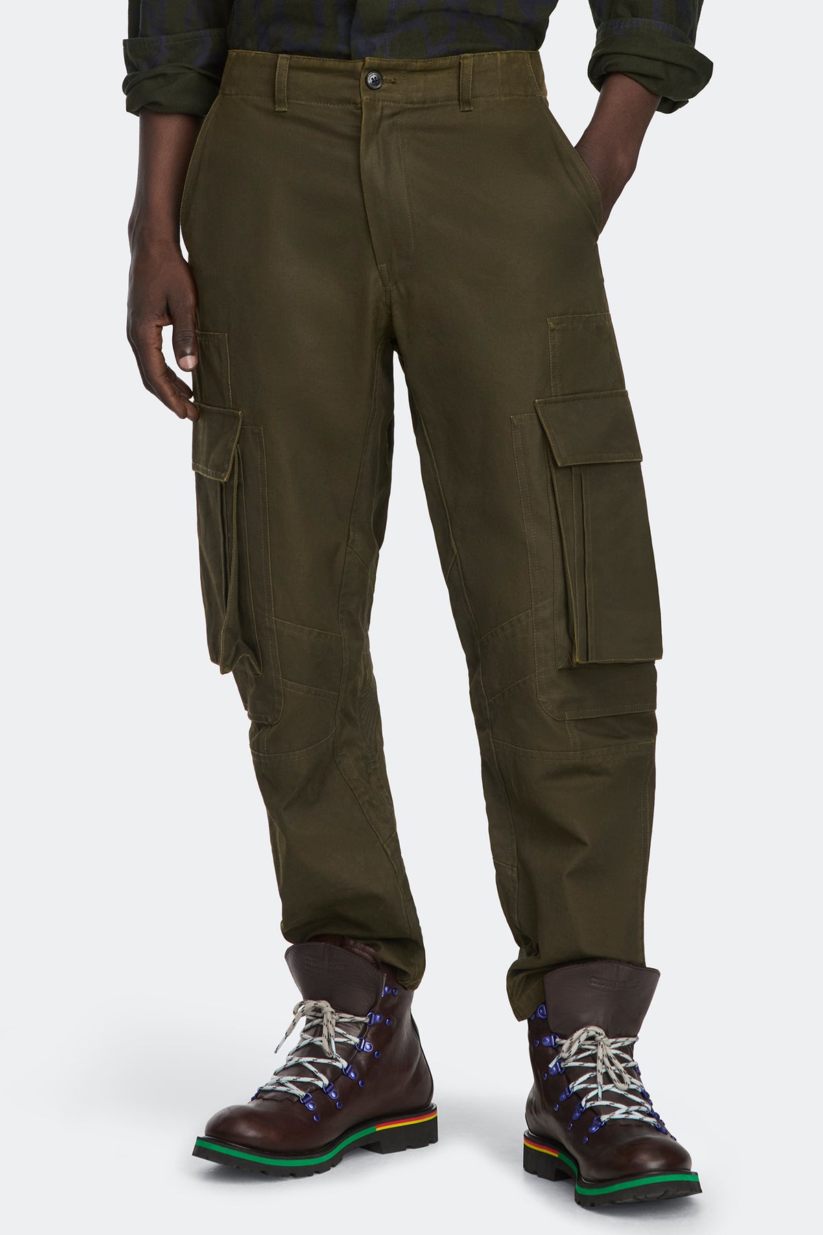 Fable Cargo Pant - Desert Olive 8907 - on_front_01