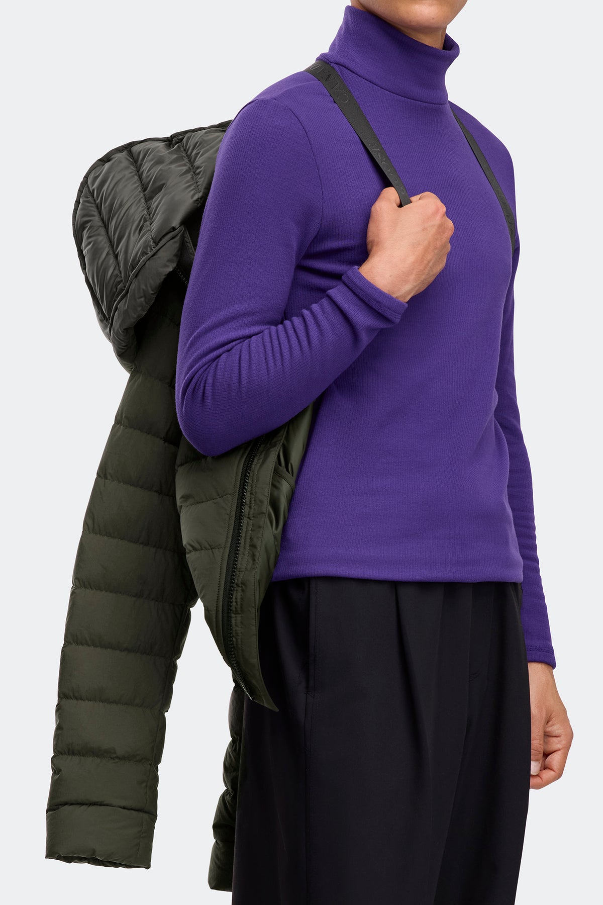 Crofton EnduraLuxe Hoodie - Volcano 9782 - on_detail_01