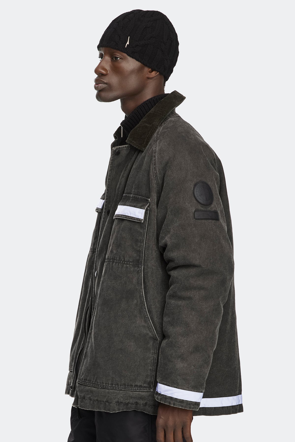 Starvine Parka - Tar Grey 9780 - on_side_01