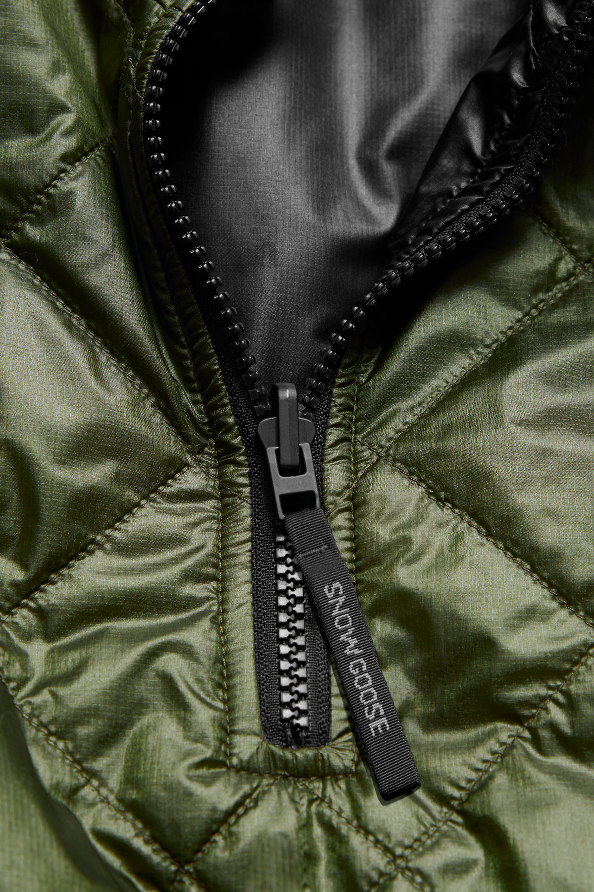Vega Quarter Zip Sweater - Moss Khaki 9260 - off_detail_01