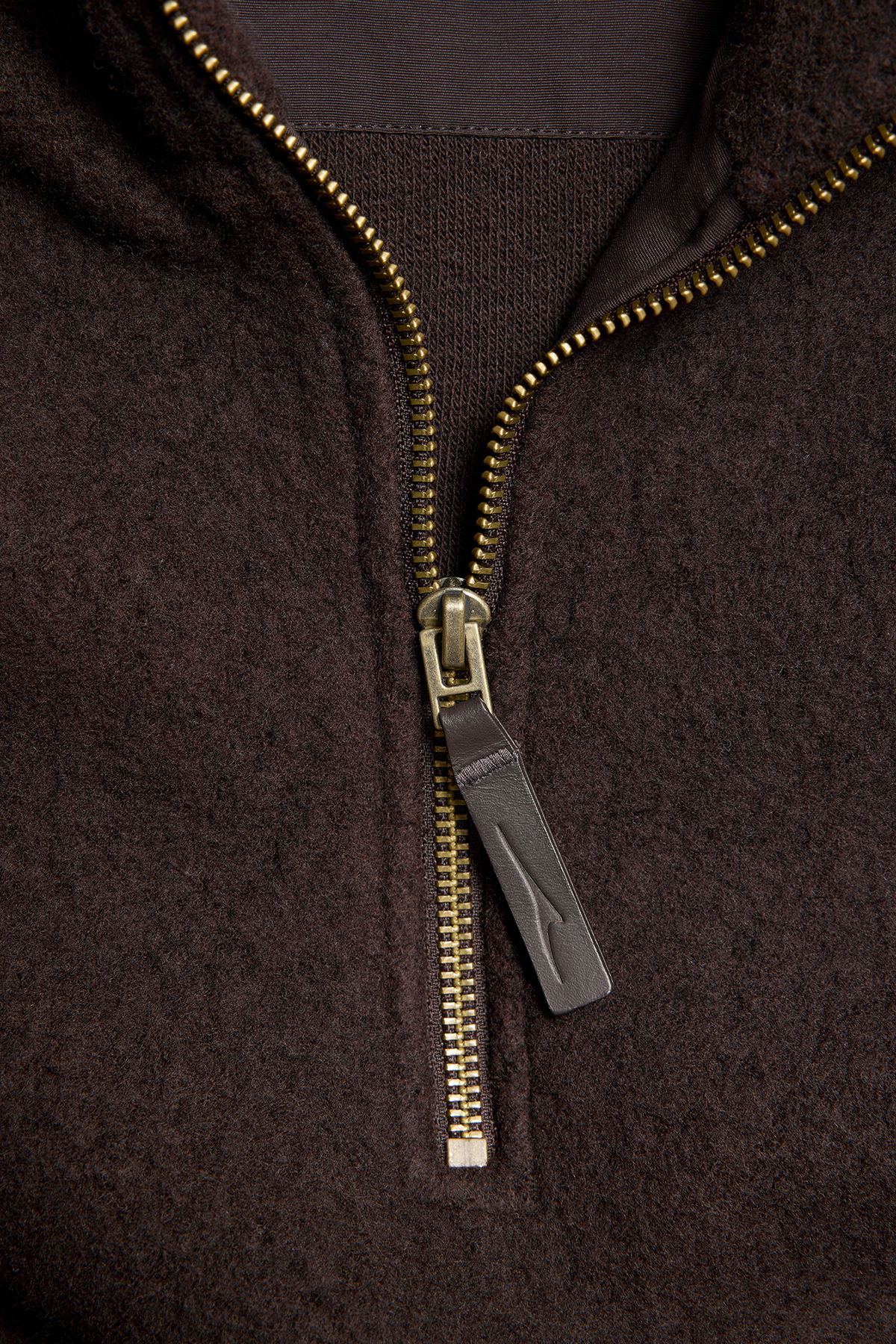 Lunaris Half Zip Fleece - Dark Soil 9716 - off_detail_01