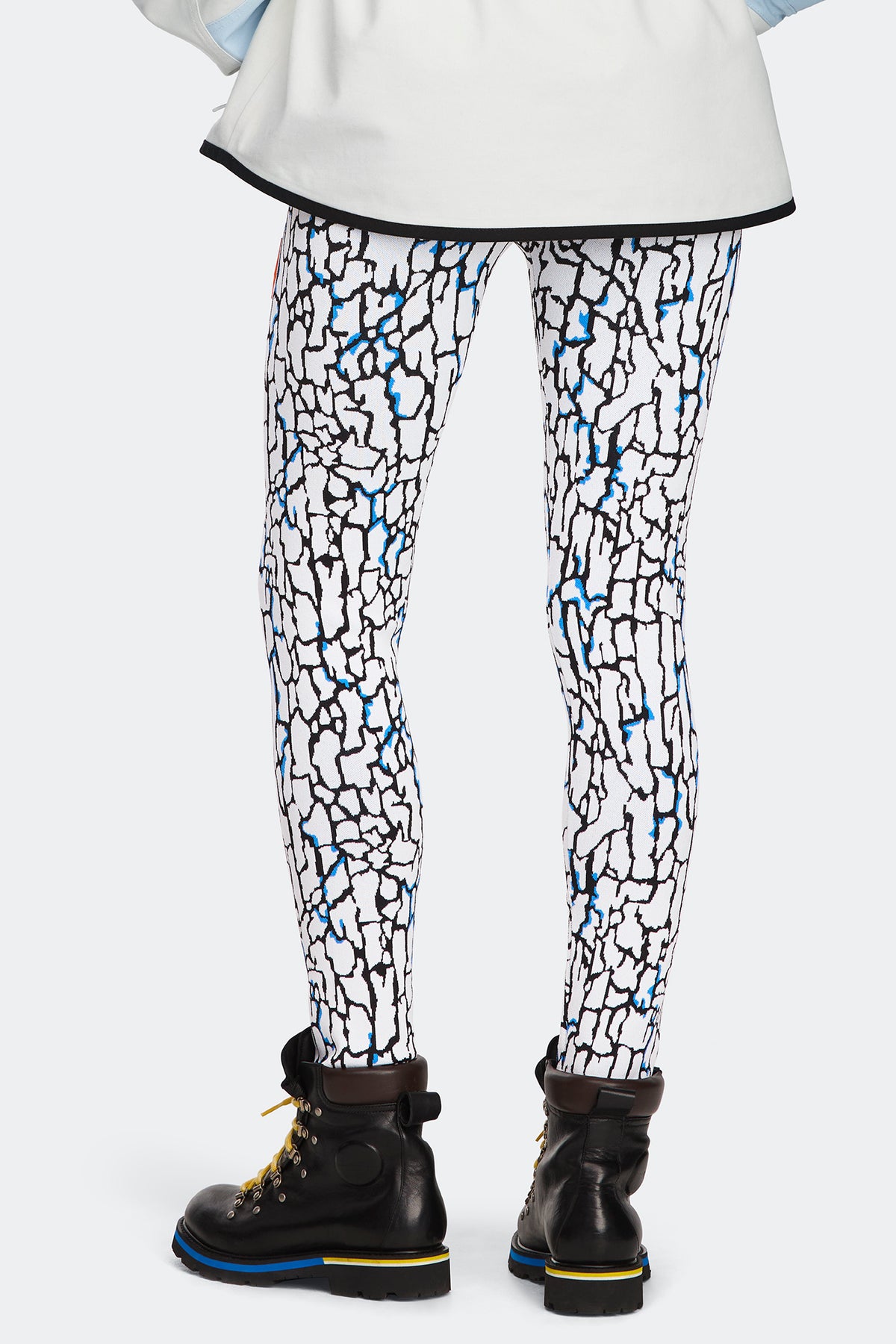 Vesper Tree Bark Knit Legging - Black/White/Bluebell Bark 9928 - on_back_01