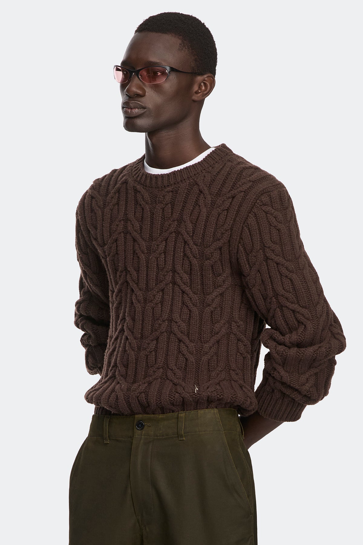 Reese Knit Crewneck Sweater - Dark Soil 9716 - on_side_01