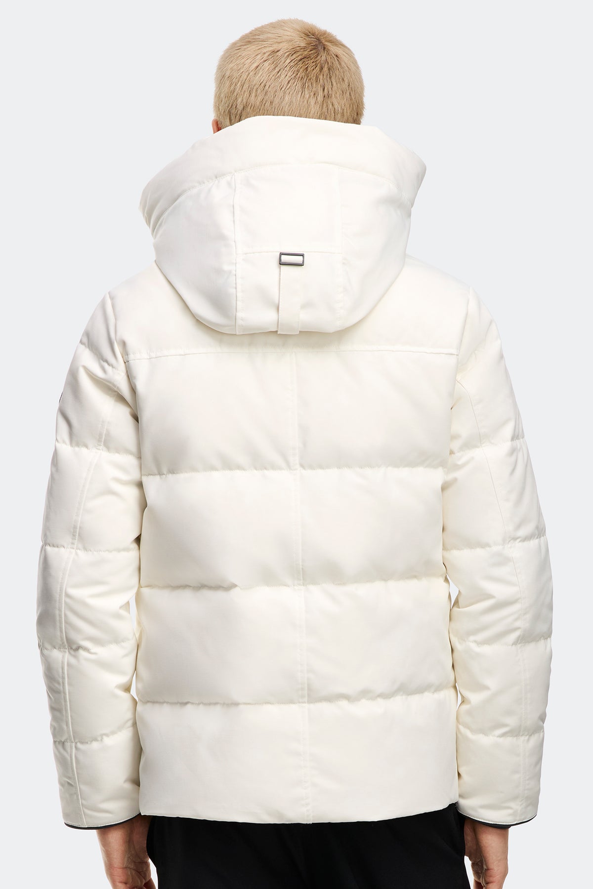 Wyndham Parka Black Disc - Northstar White 433 - on_back_02