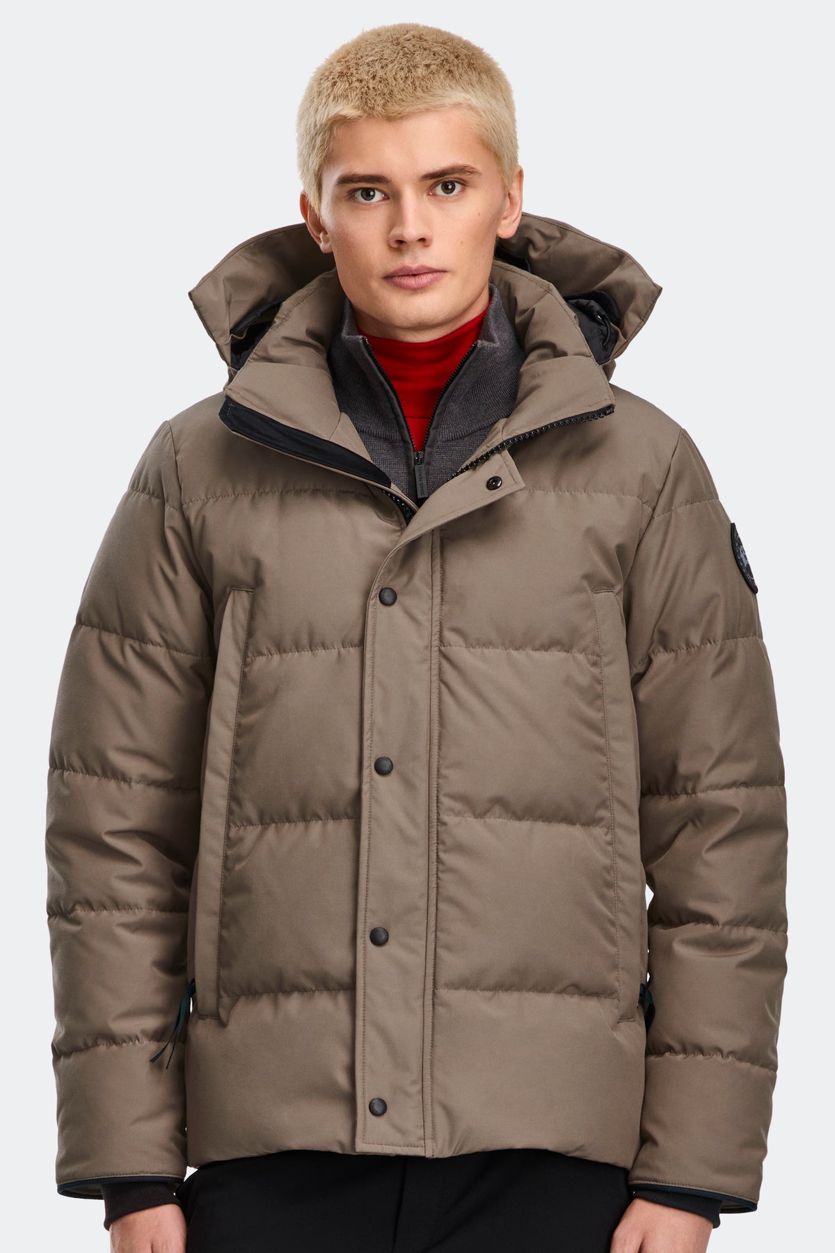 Wyndham Parka Black Disc - Taupe Grey 9394 - on_front_closed_01