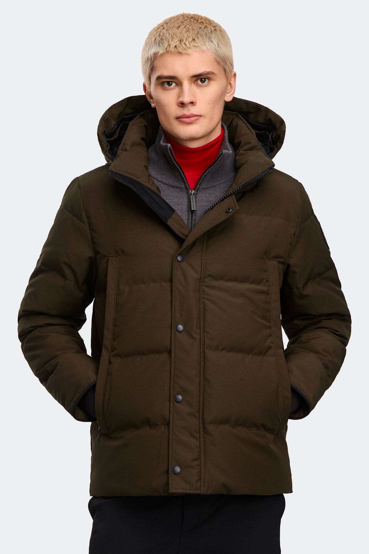 Wyndham Parka Black Disc - Terra 9842 - on_front_closed_01