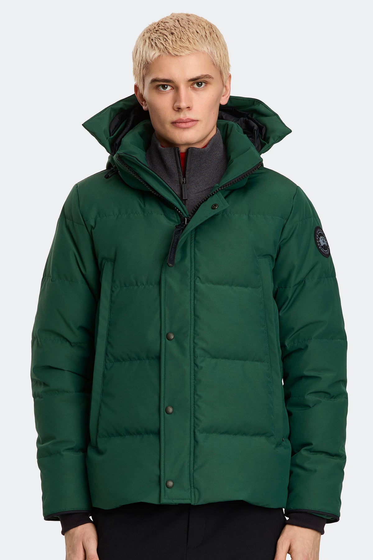 Wyndham Parka Black Disc - Glade Green 9848 - on_front_closed_01
