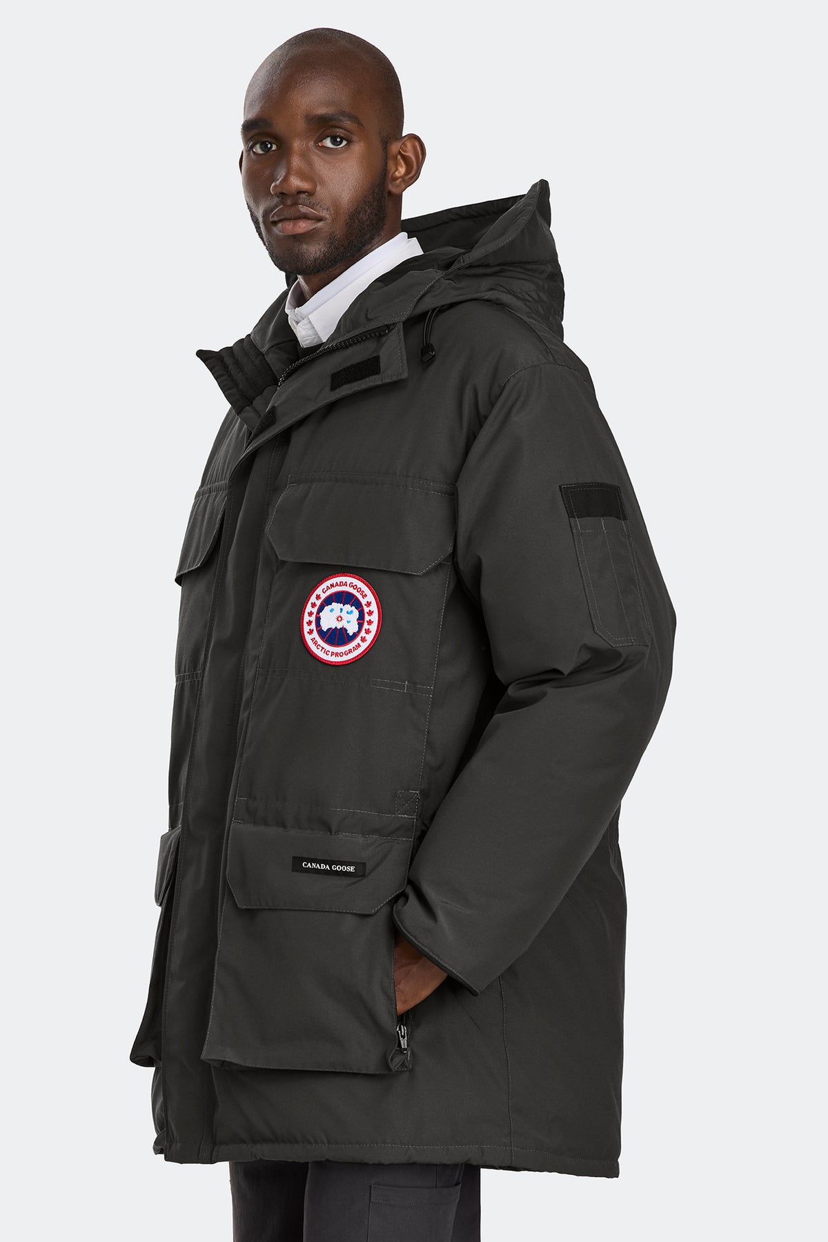 Expedition Parka - Graphite 66 - on_side_01