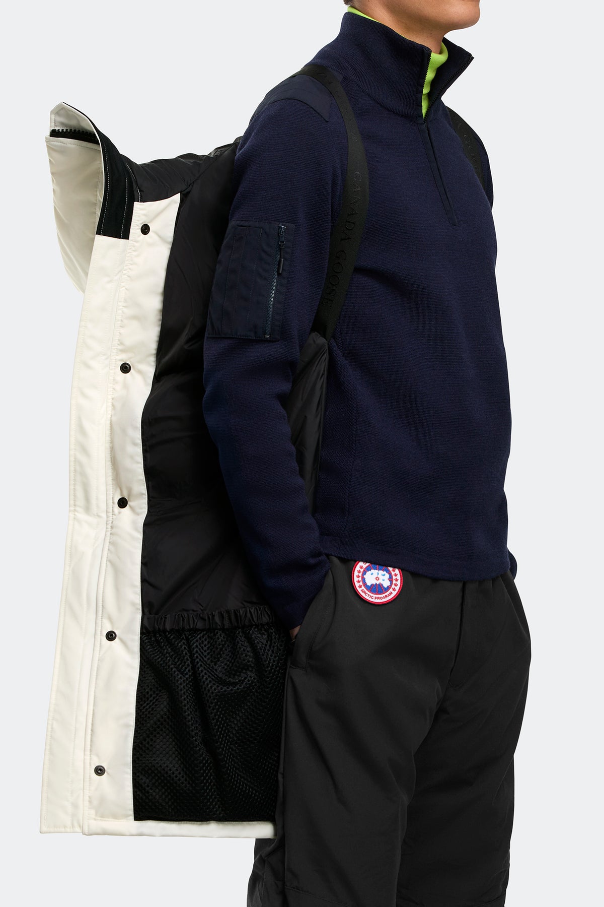 Langford Parka Black Disc - Northstar White 433 - on_detail_01