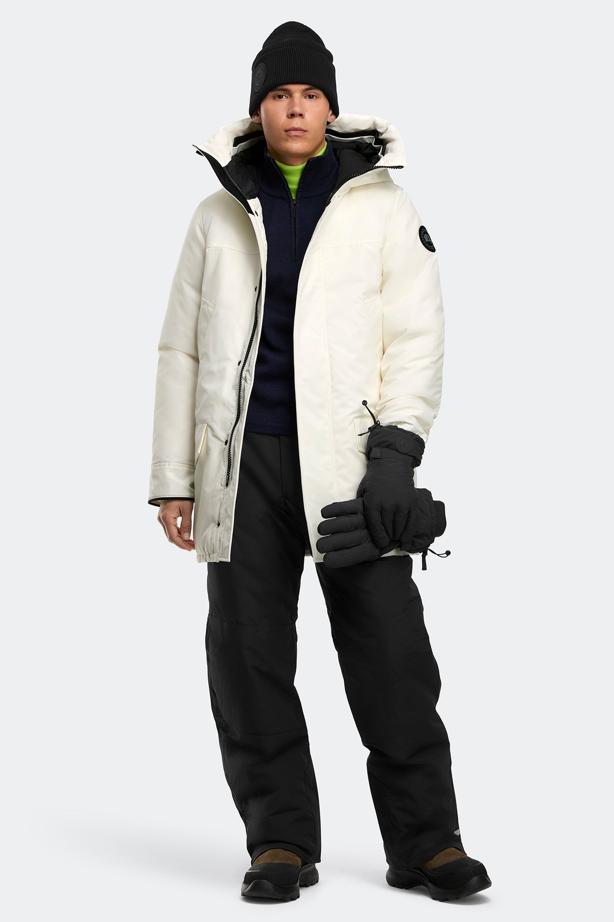Langford Parka Black Disc - Northstar White 433 - on_full_body_01