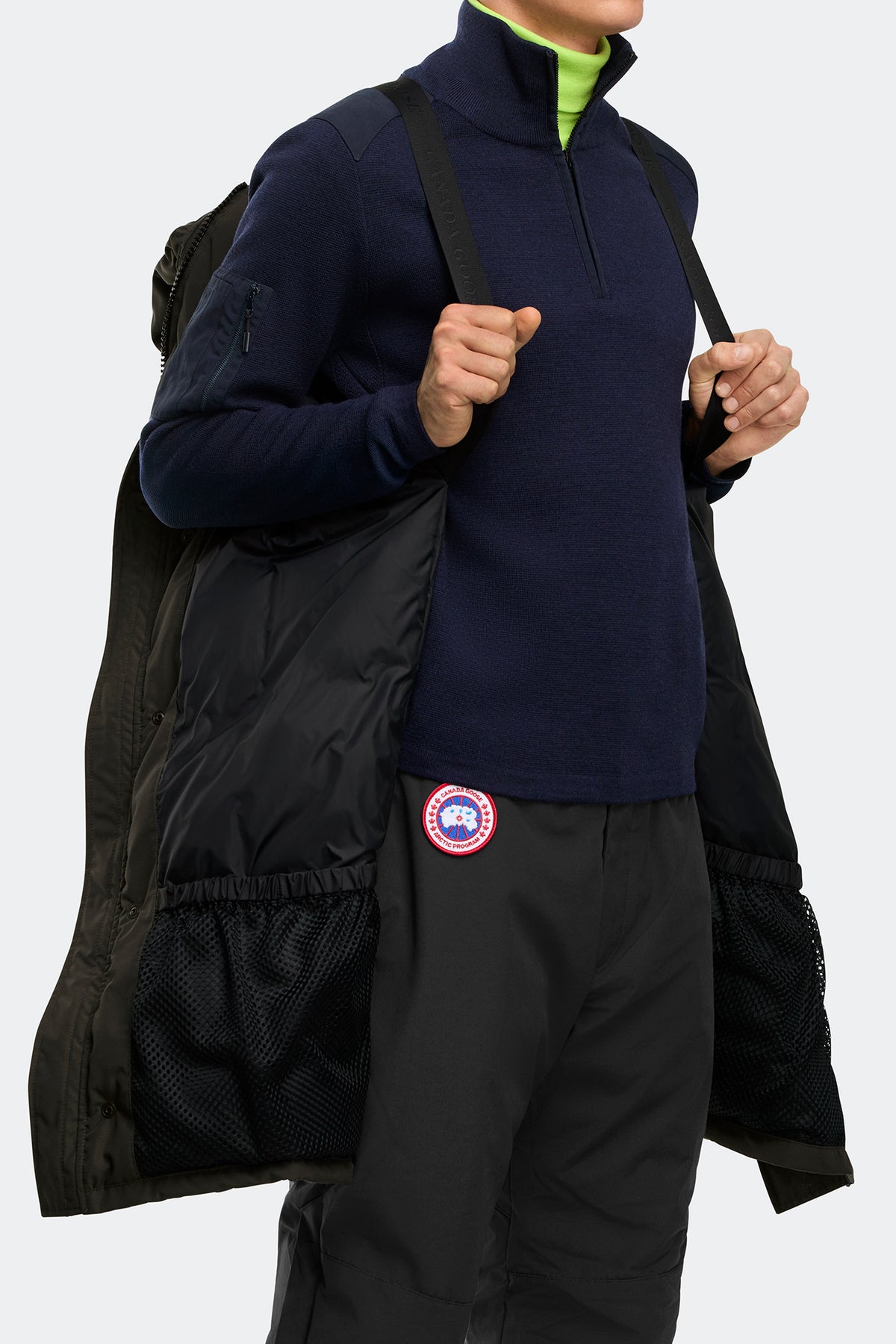 Langford Parka Black Disc - Volcano 782 - on_detail_01