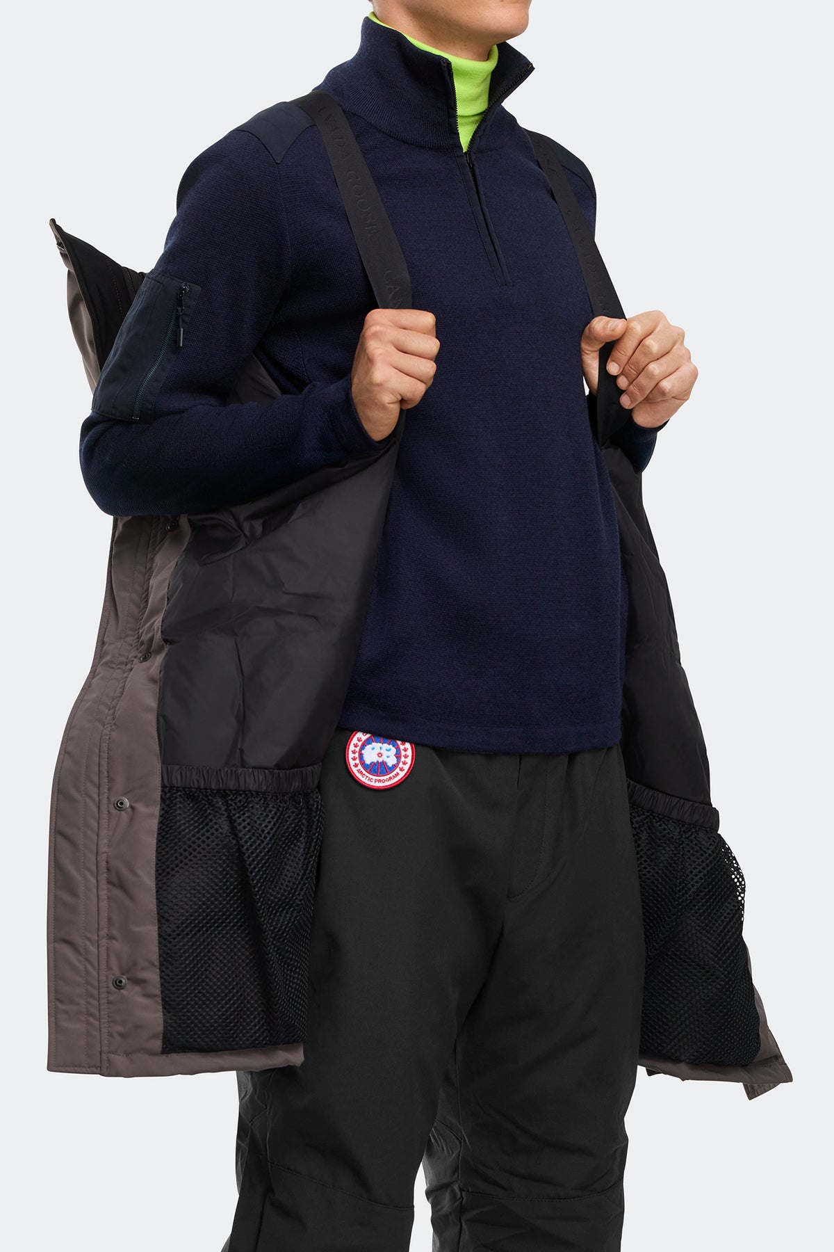 Langford Parka Black Disc - Coastal Grey 811 - on_detail_01